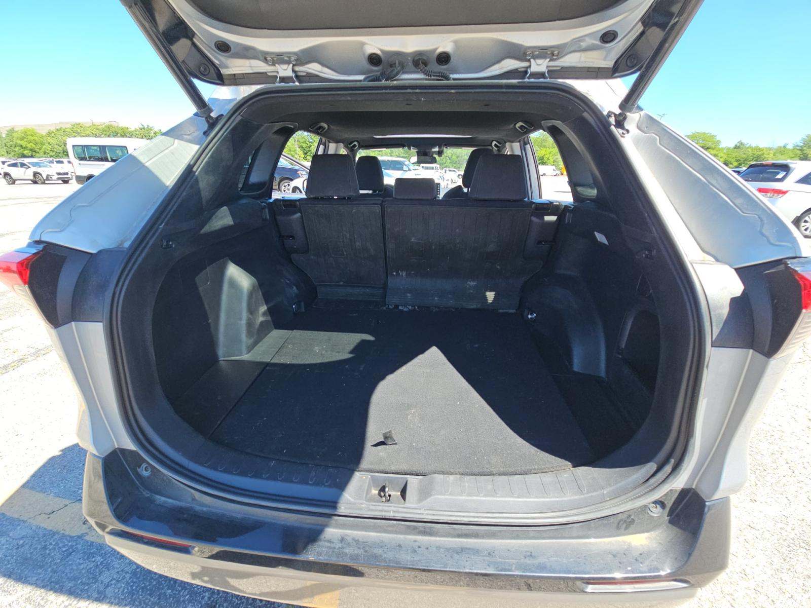 2022 Toyota RAV4 Hybrid SE AWD