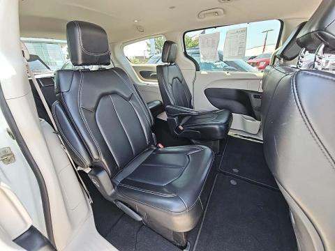2023 Chrysler Pacifica Touring L FWD