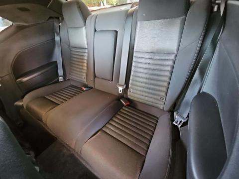 2014 Dodge Challenger R/T RWD