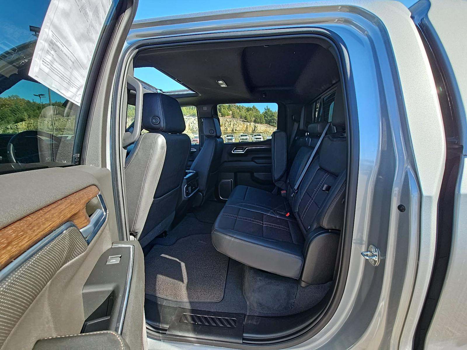 2023 Chevrolet Silverado 1500 High Country AWD