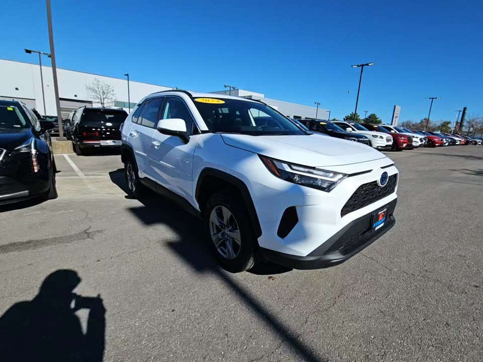 2024 Toyota RAV4 Hybrid LE AWD