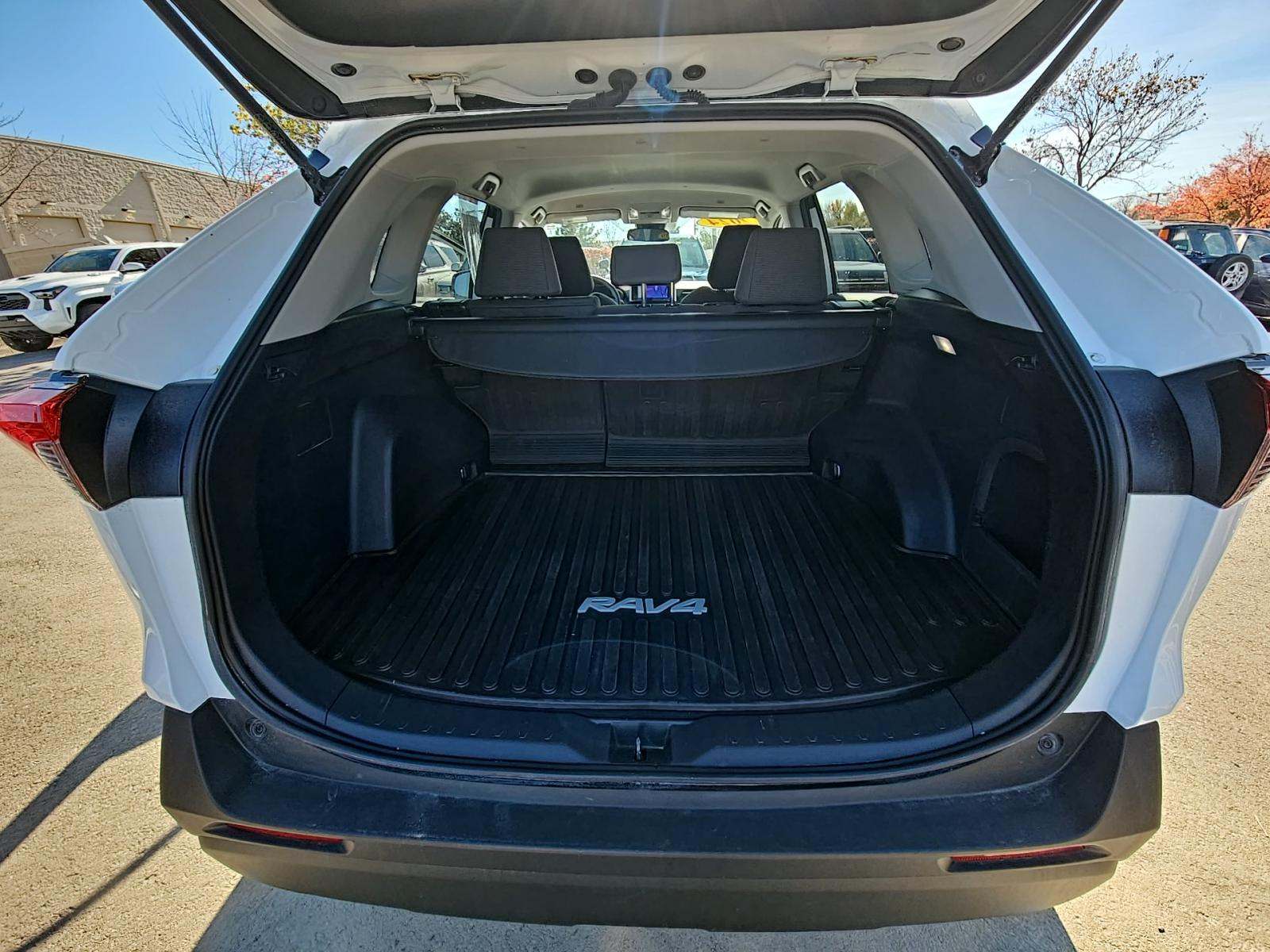 2024 Toyota RAV4 Hybrid LE AWD