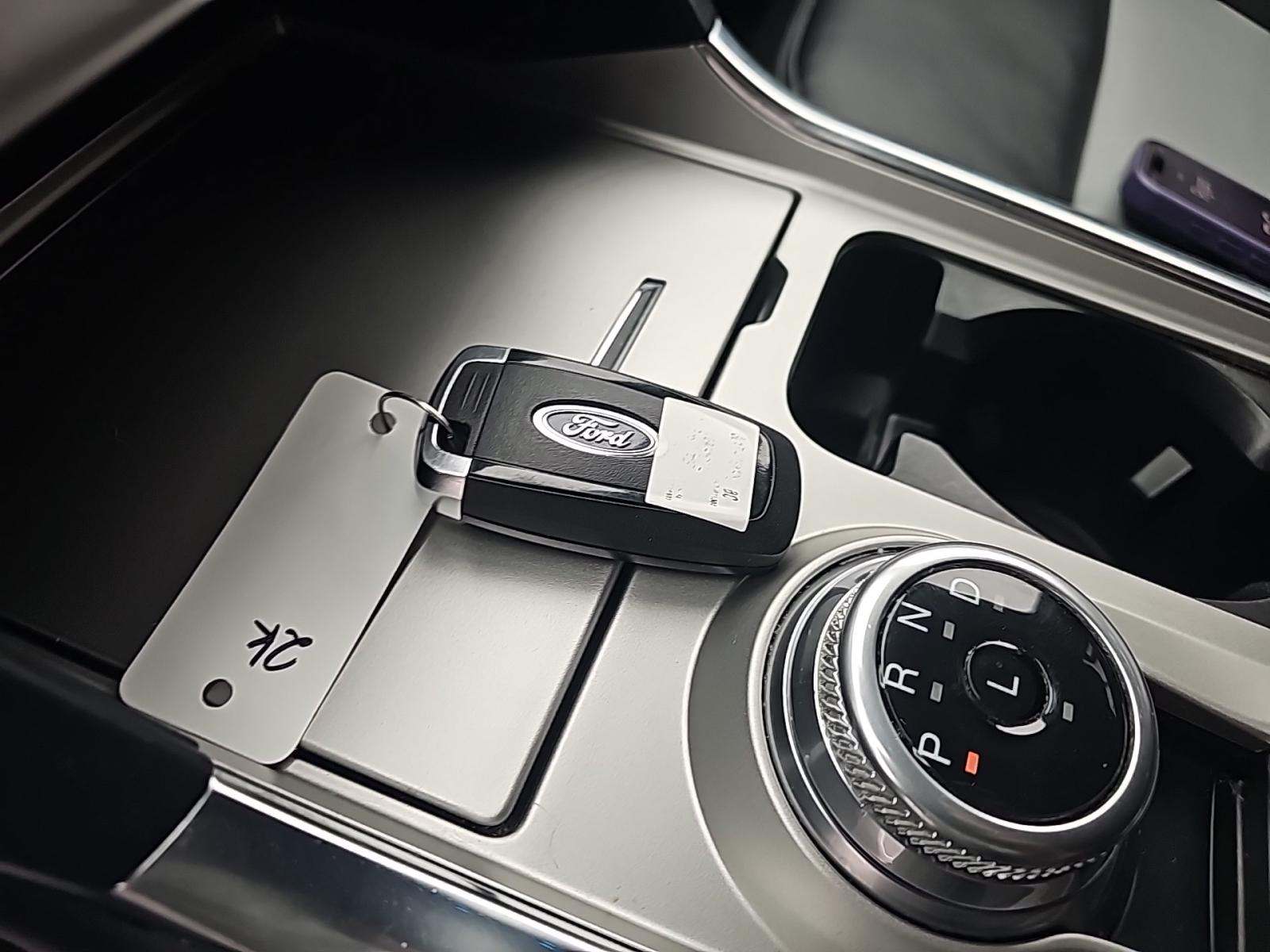 2023 Ford Explorer XLT AWD