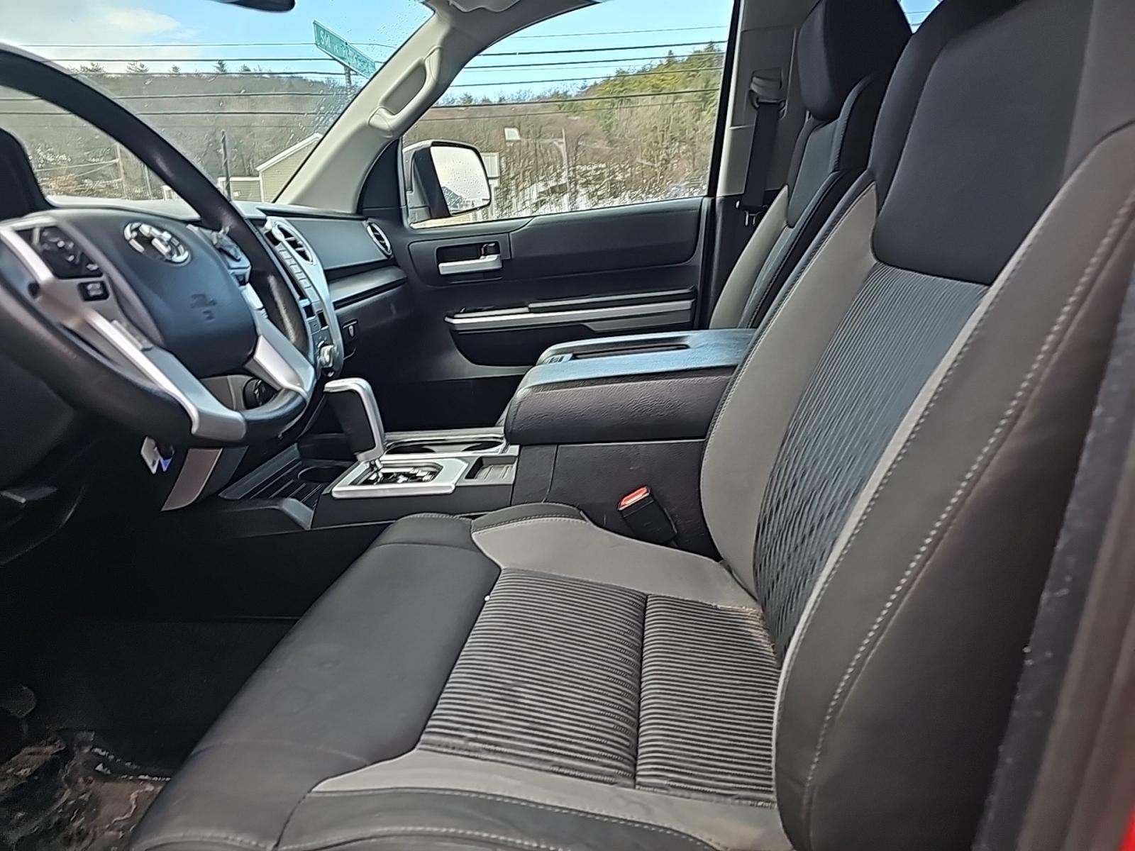 2014 Toyota Tundra SR5 AWD