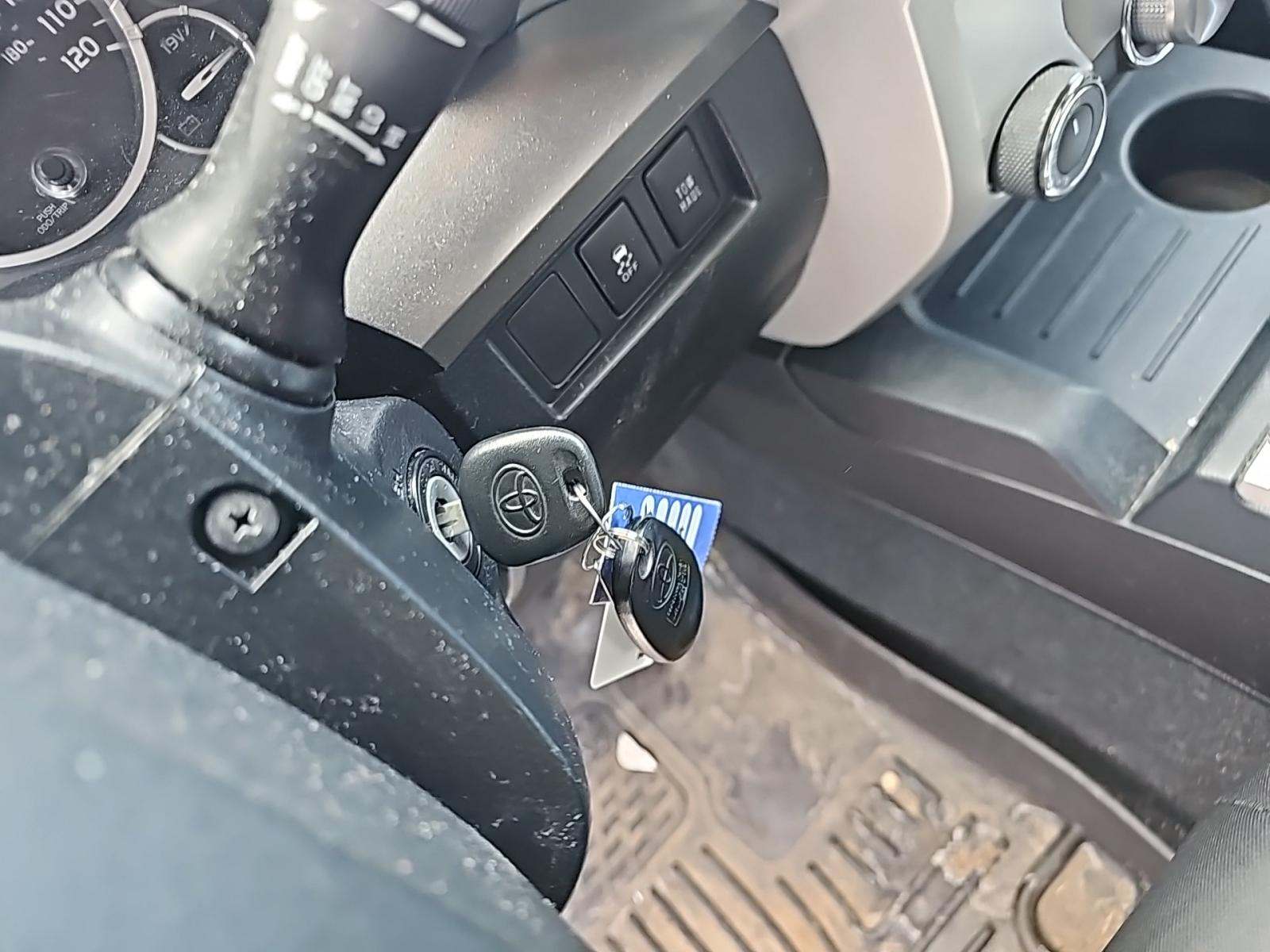 2014 Toyota Tundra SR5 AWD