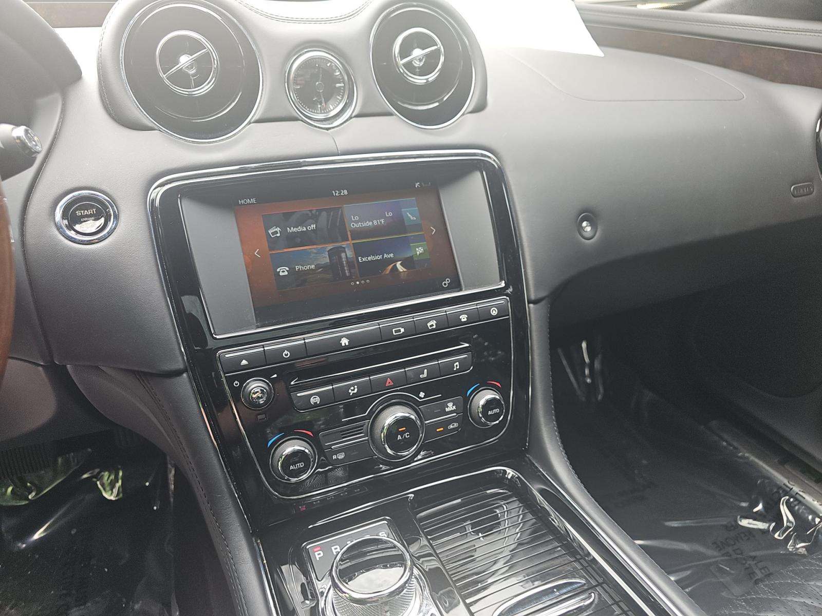 2017 Jaguar XJ L Portfolio AWD