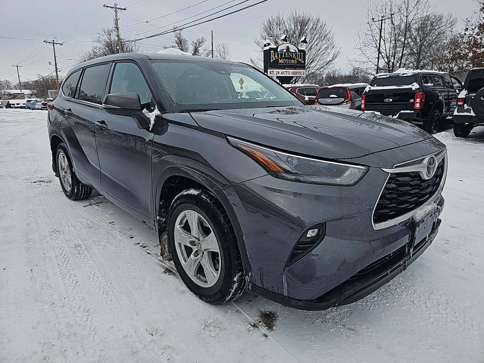 2022 Toyota Highlander LE AWD