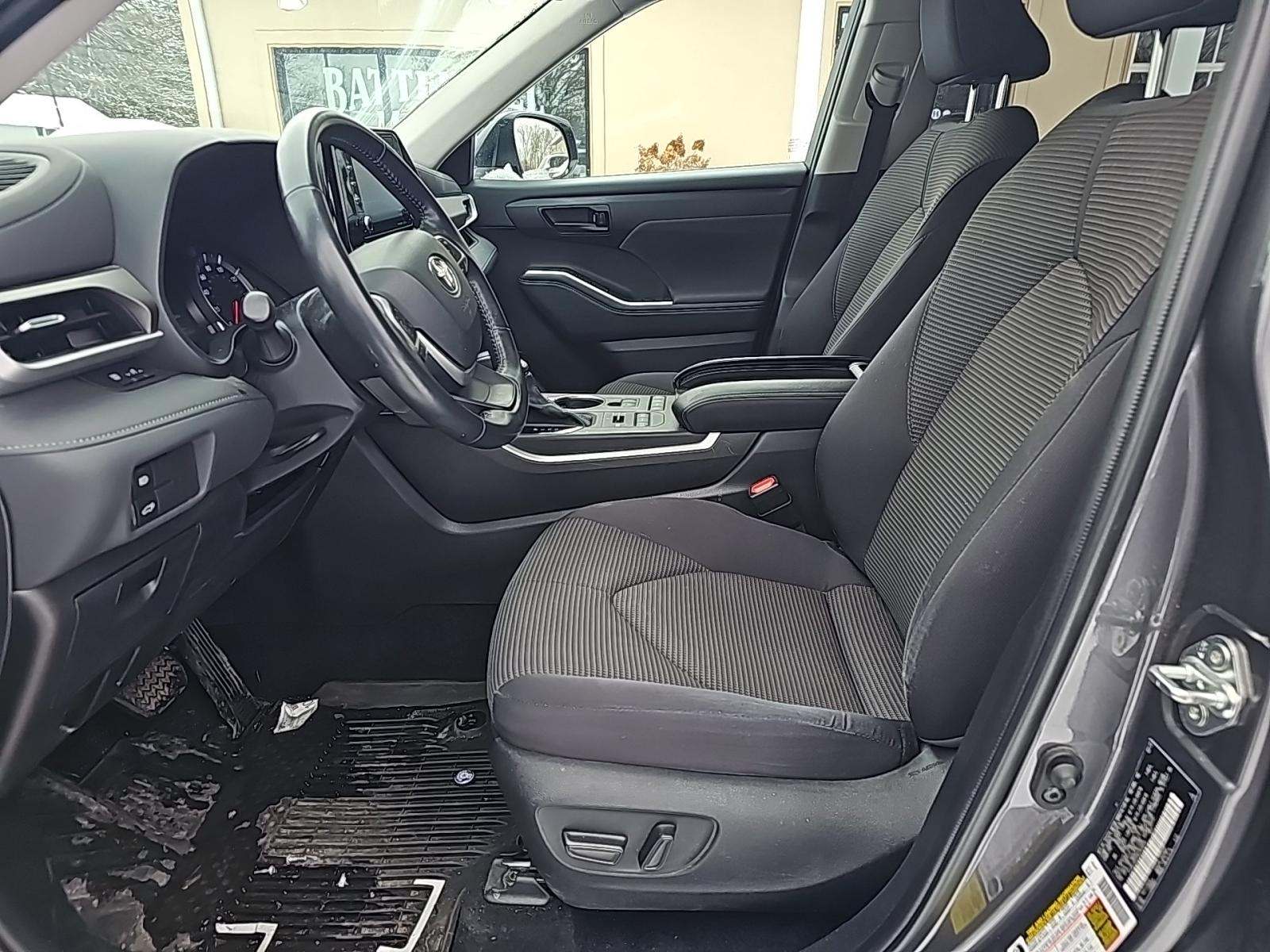 2022 Toyota Highlander LE AWD