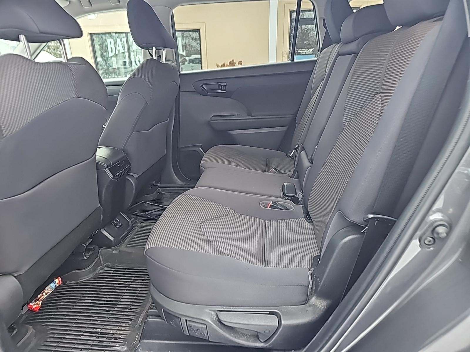 2022 Toyota Highlander LE AWD