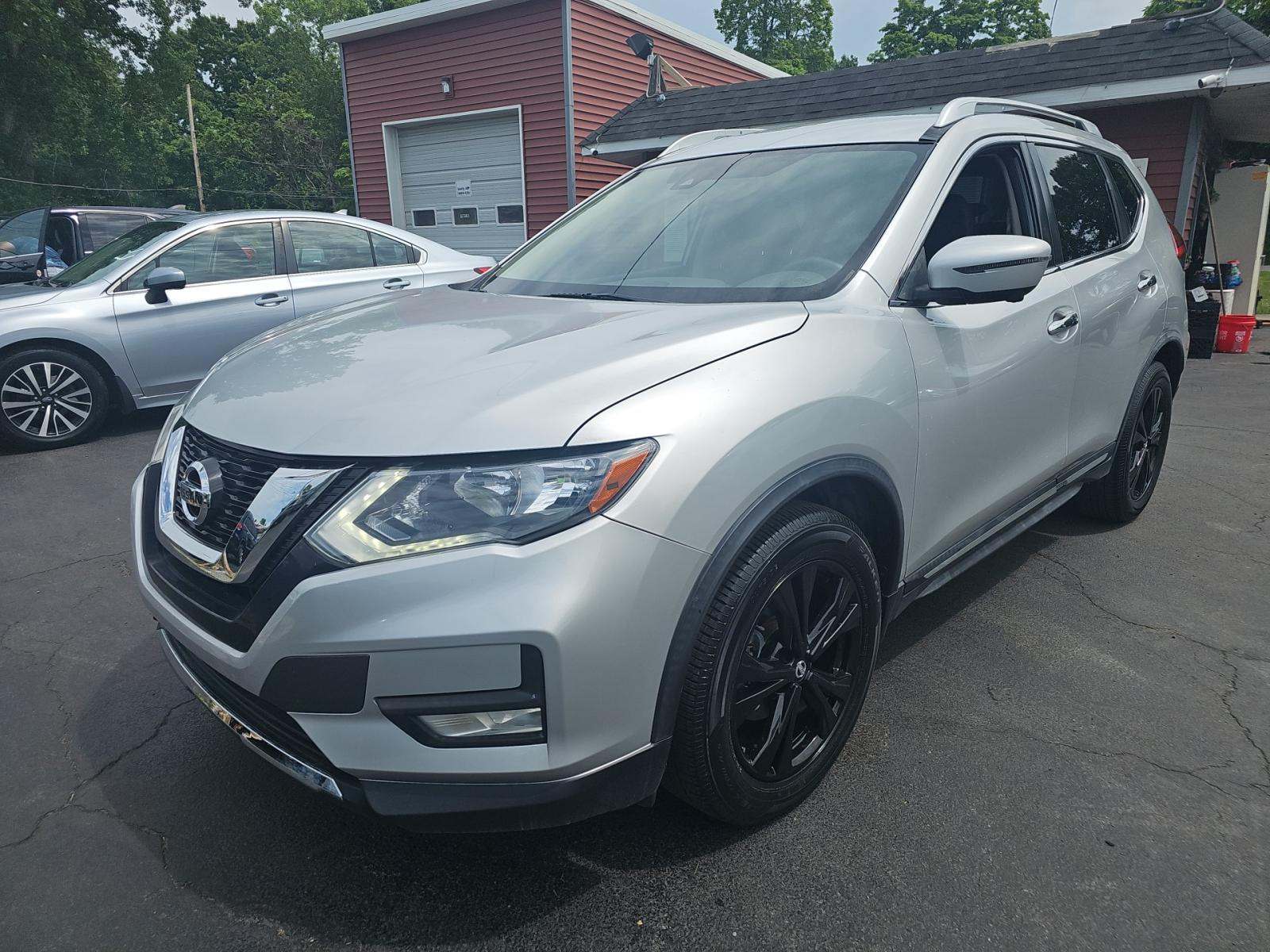 2017 Nissan Rogue SL FWD