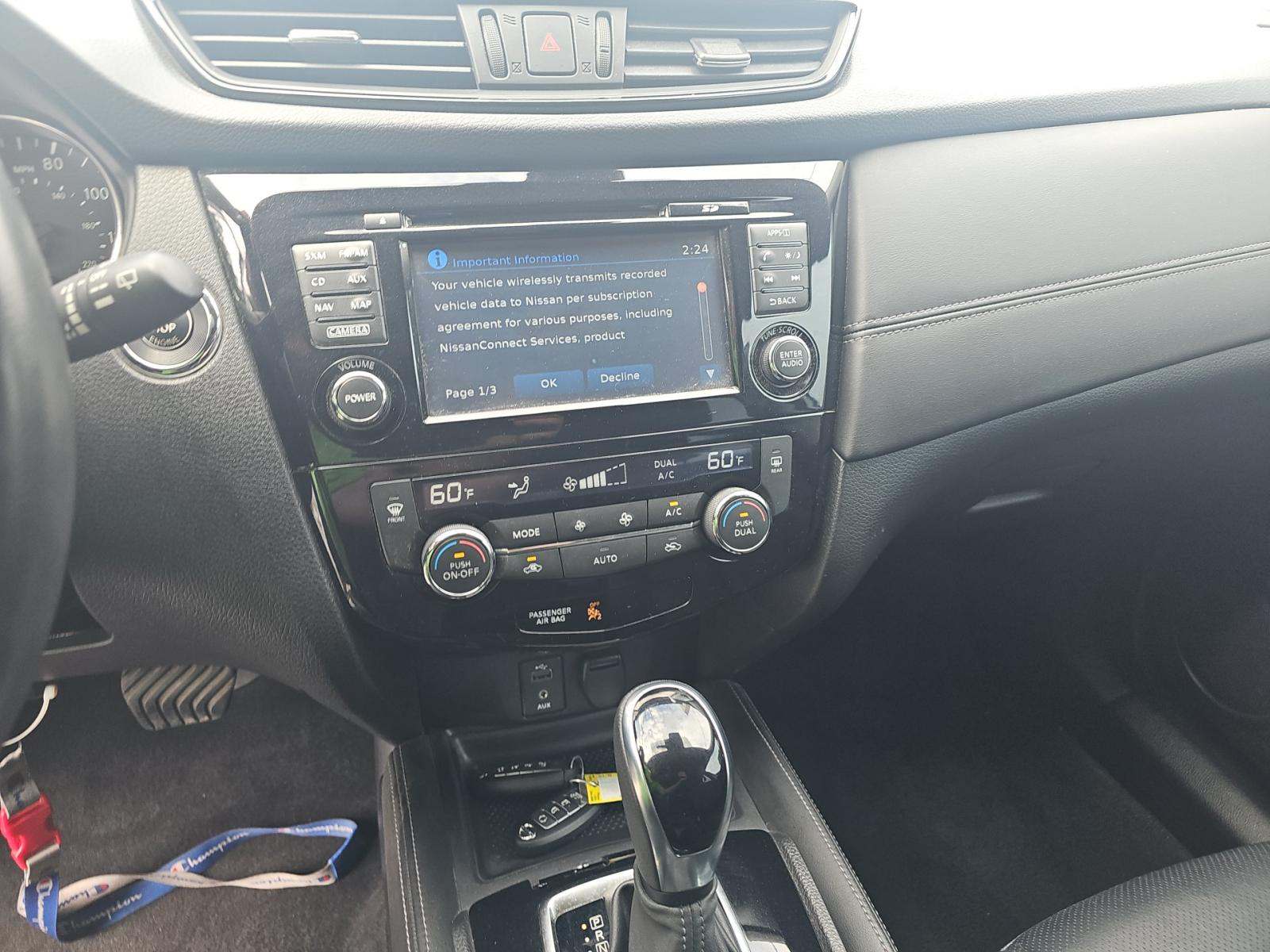 2017 Nissan Rogue SL FWD