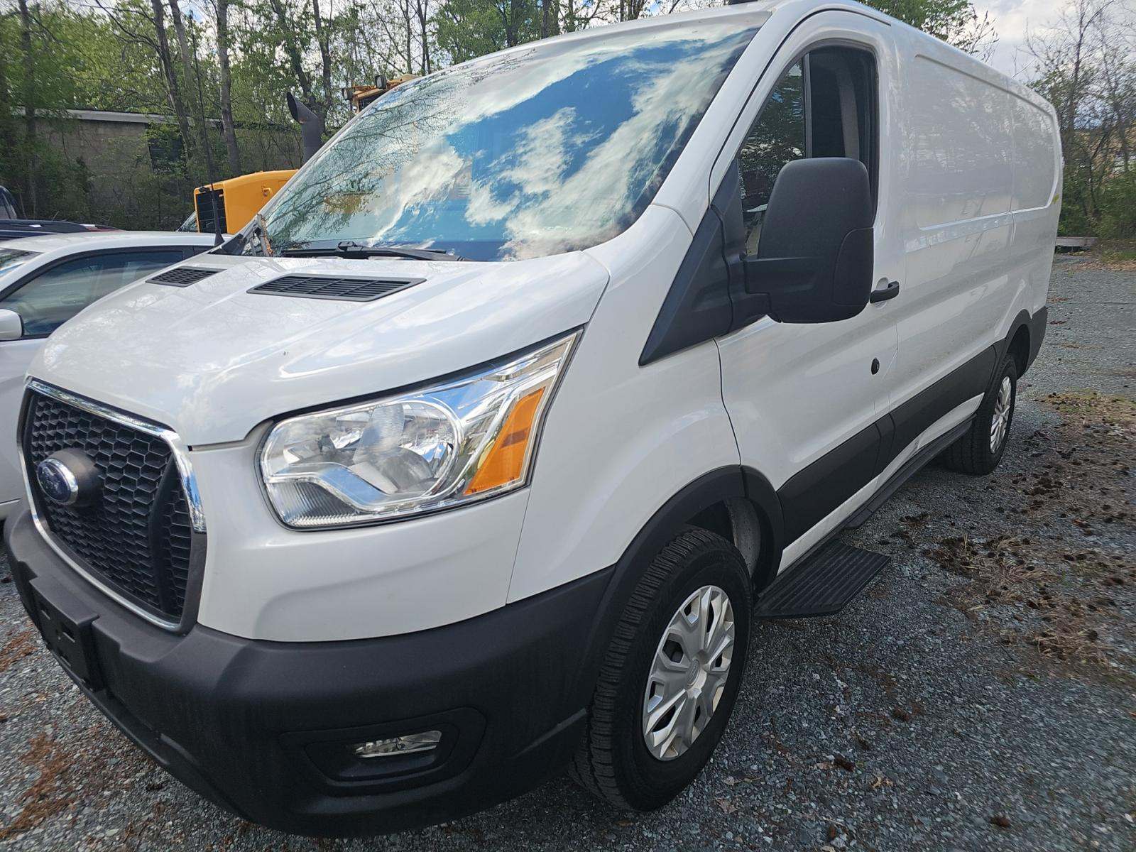 FORD TRANSIT 250 - 1