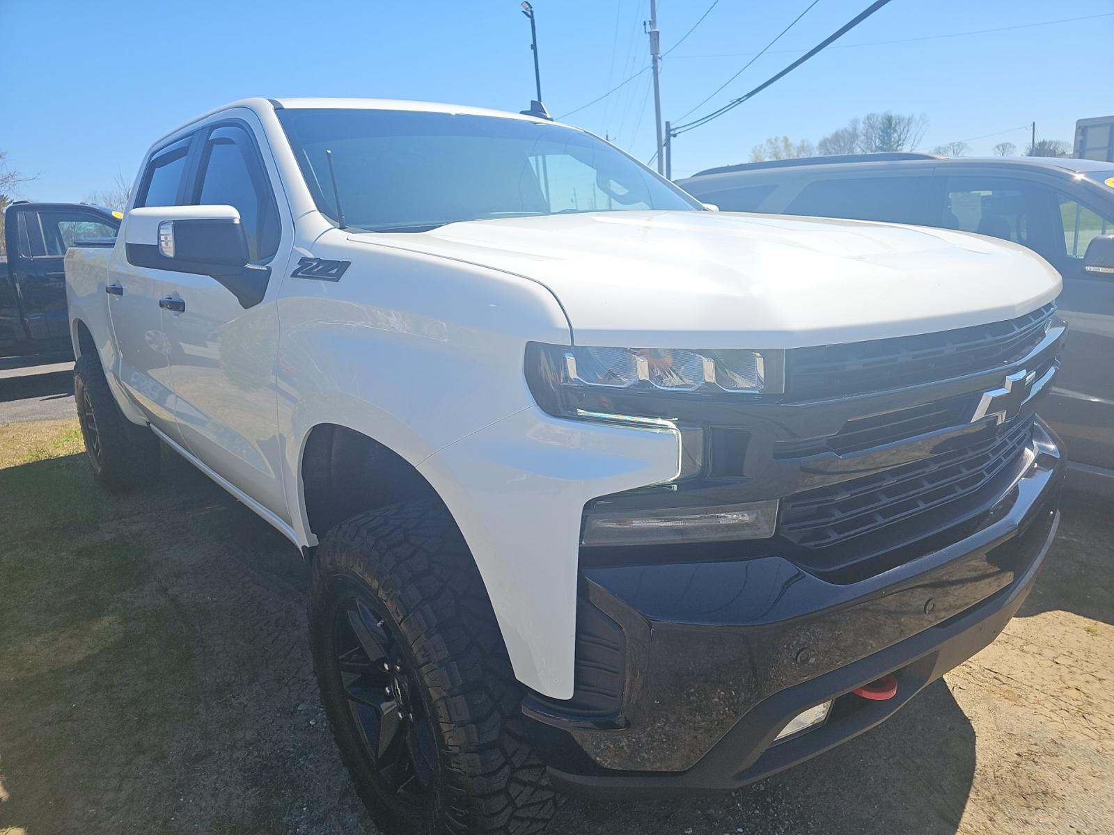 CHEVROLET SILVERADO - 4