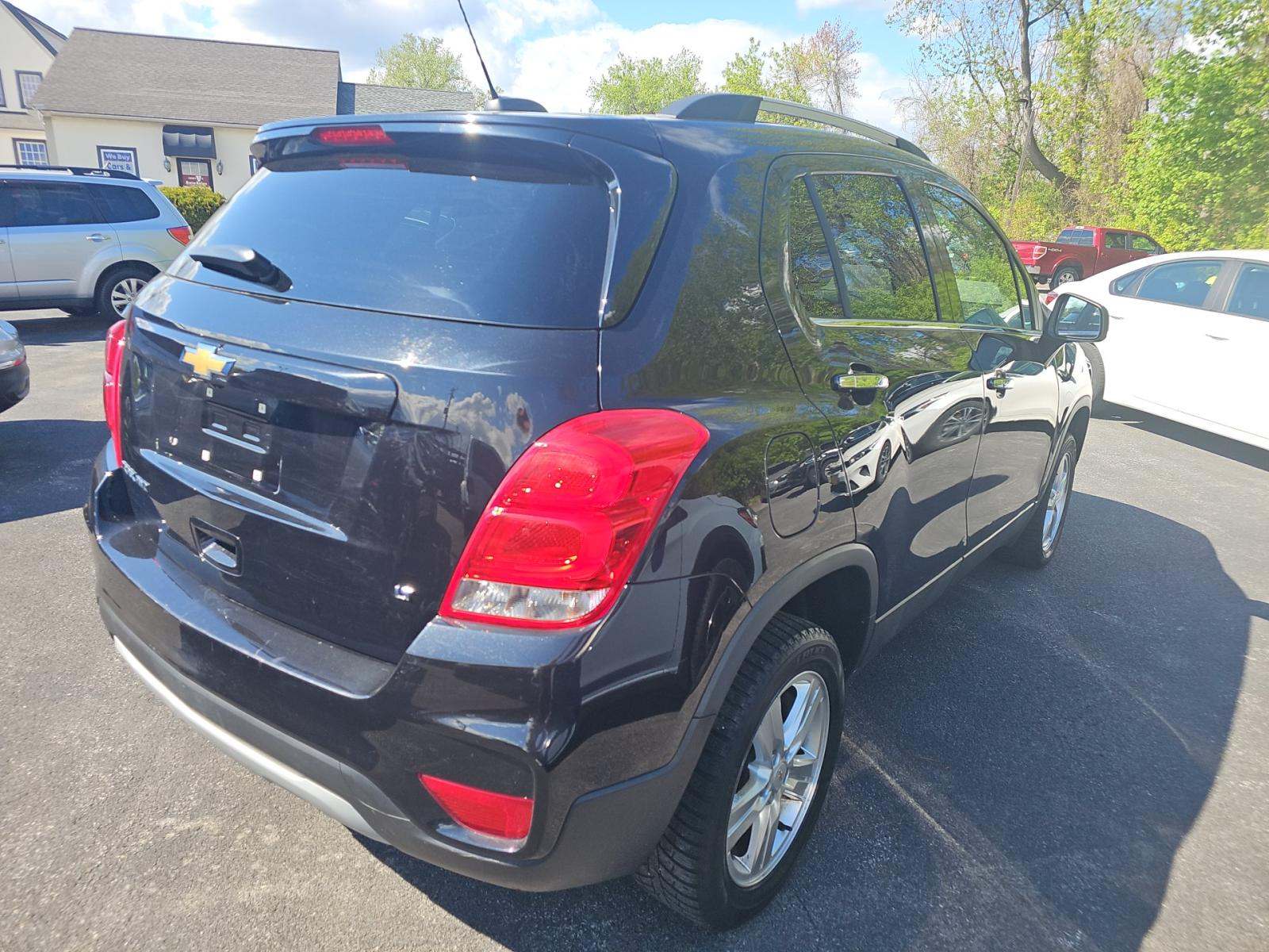 CHEVROLET TRAX - 3