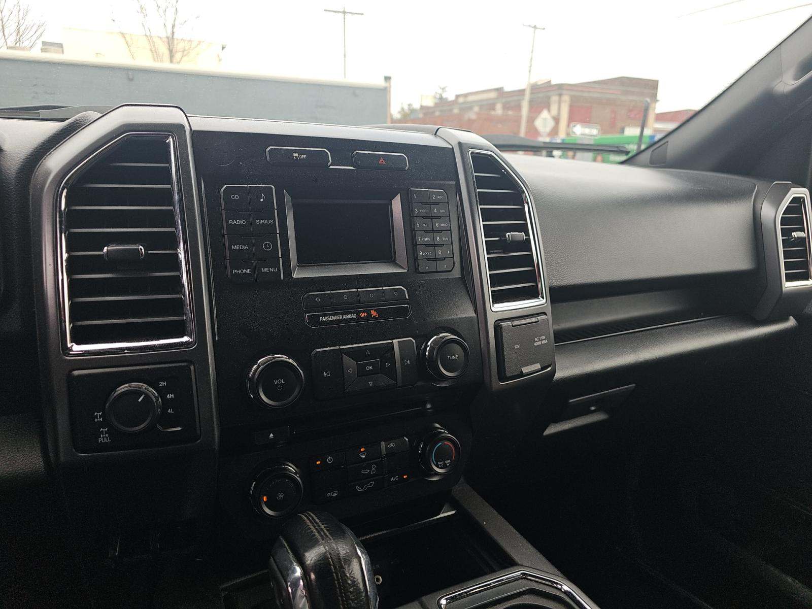 FORD F-150 - 10