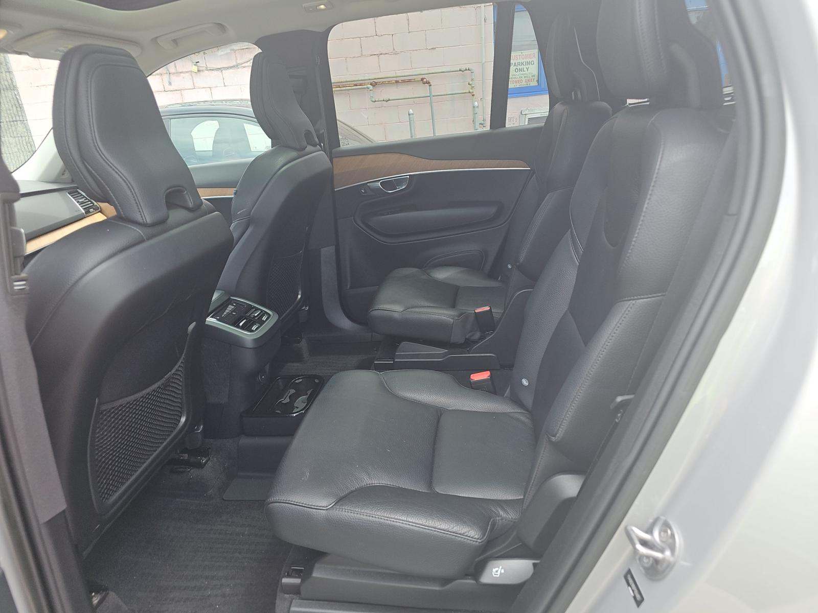 2023 Volvo XC90 B6 Plus AWD