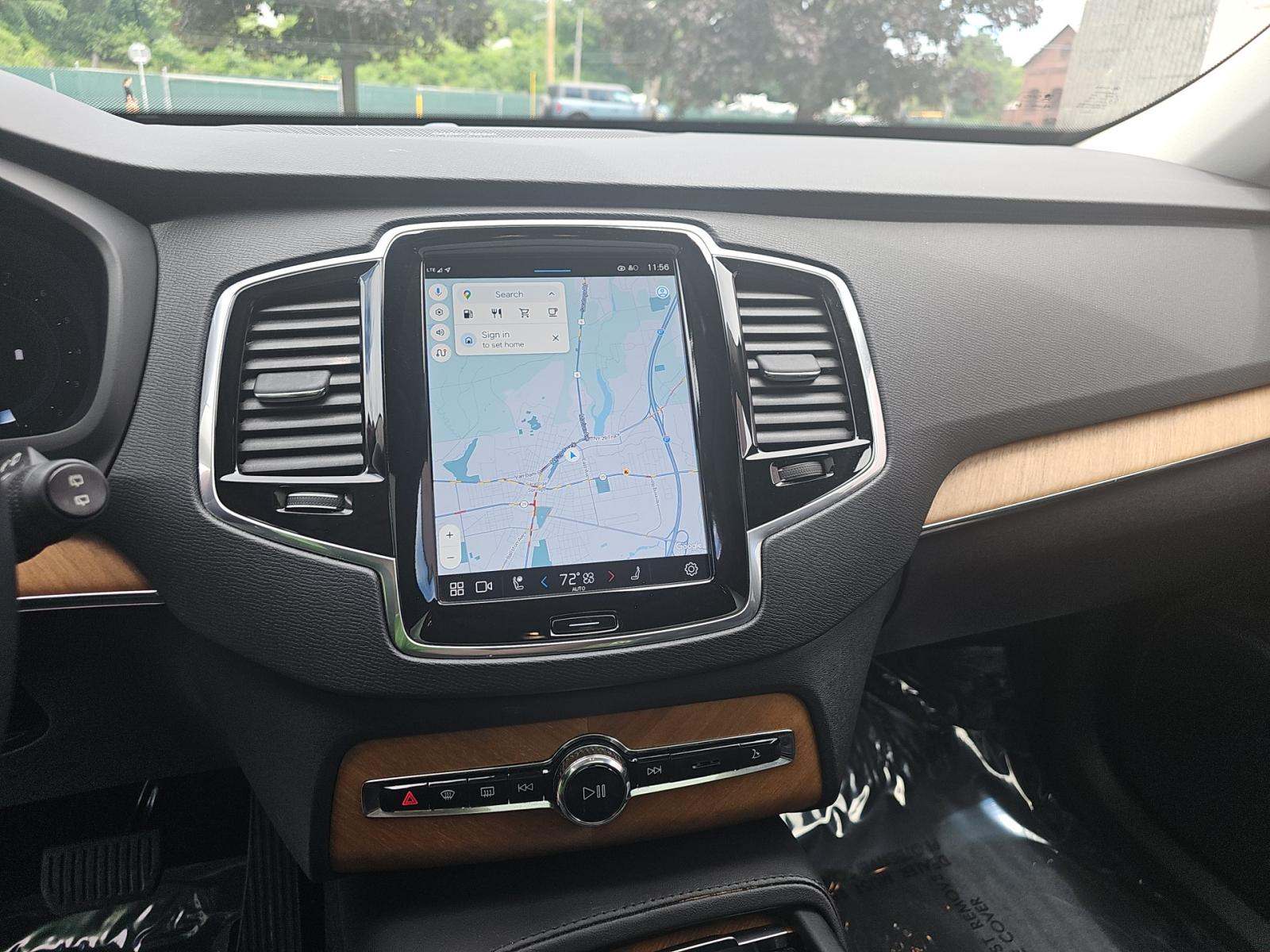 2023 Volvo XC90 B6 Plus AWD