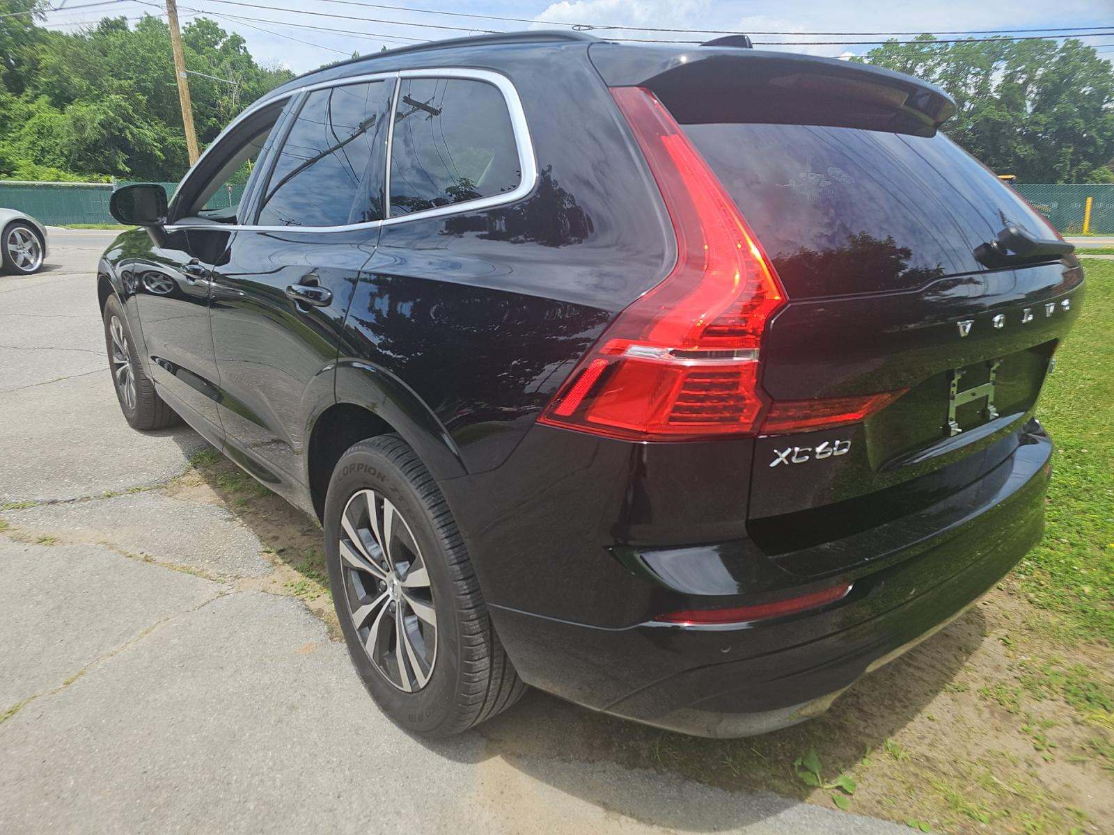 2023 Volvo XC60 B5 Core AWD