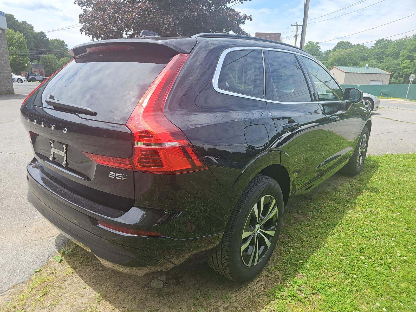 2023 Volvo XC60 B5 Core AWD