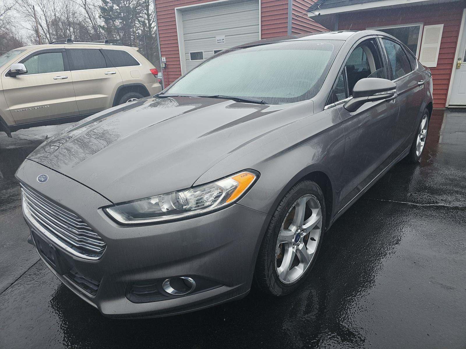 FORD FUSION - 1