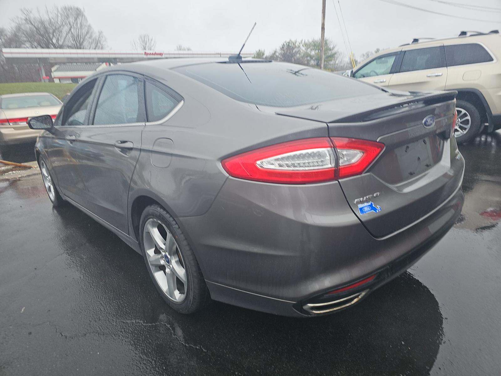 FORD FUSION - 2