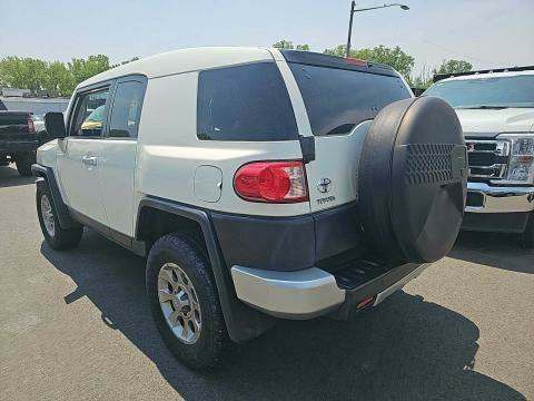 2011 Toyota FJ Cruiser Base AWD