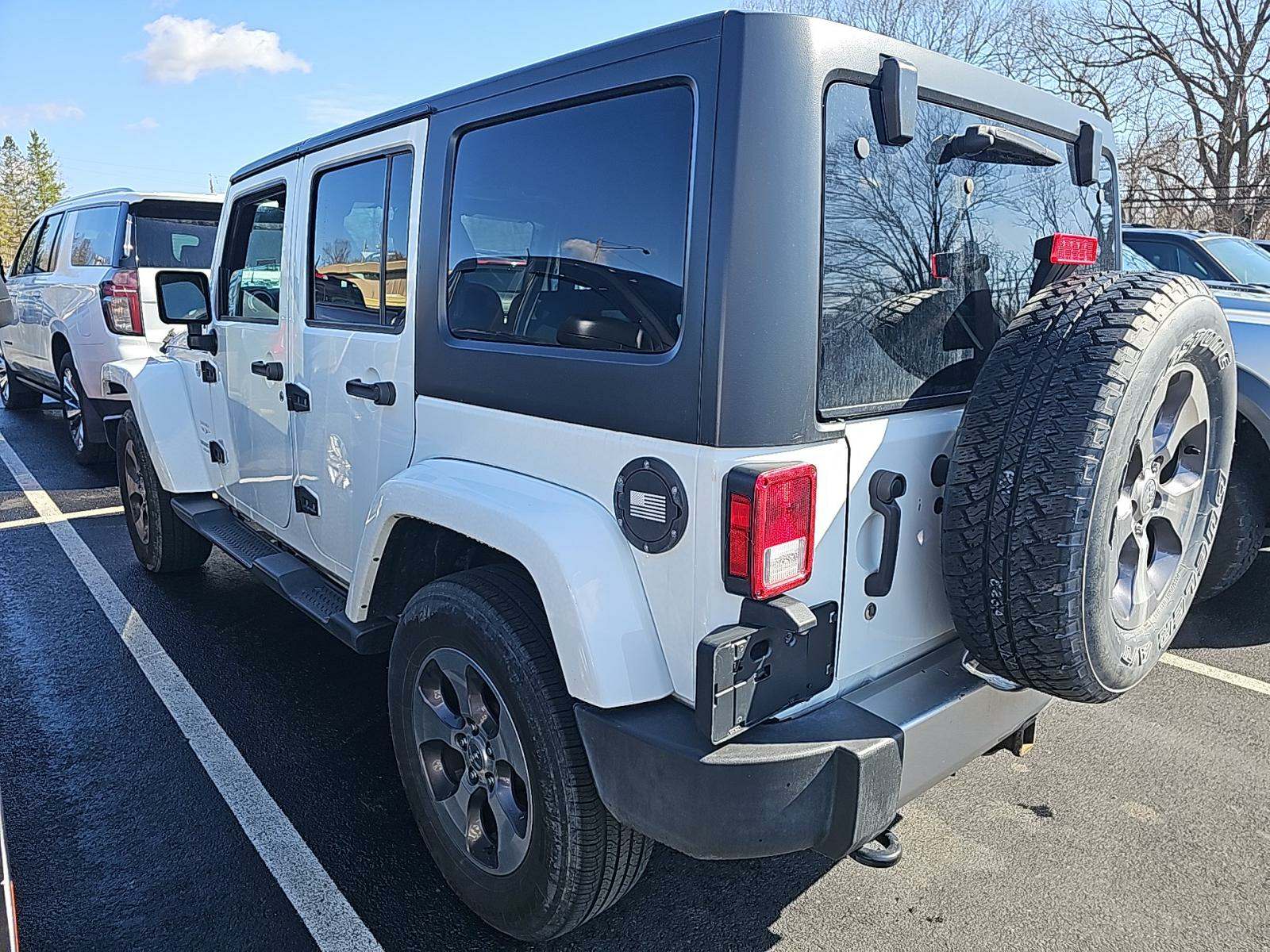 2016 Jeep Wrangler Unlimited Sahara AWD