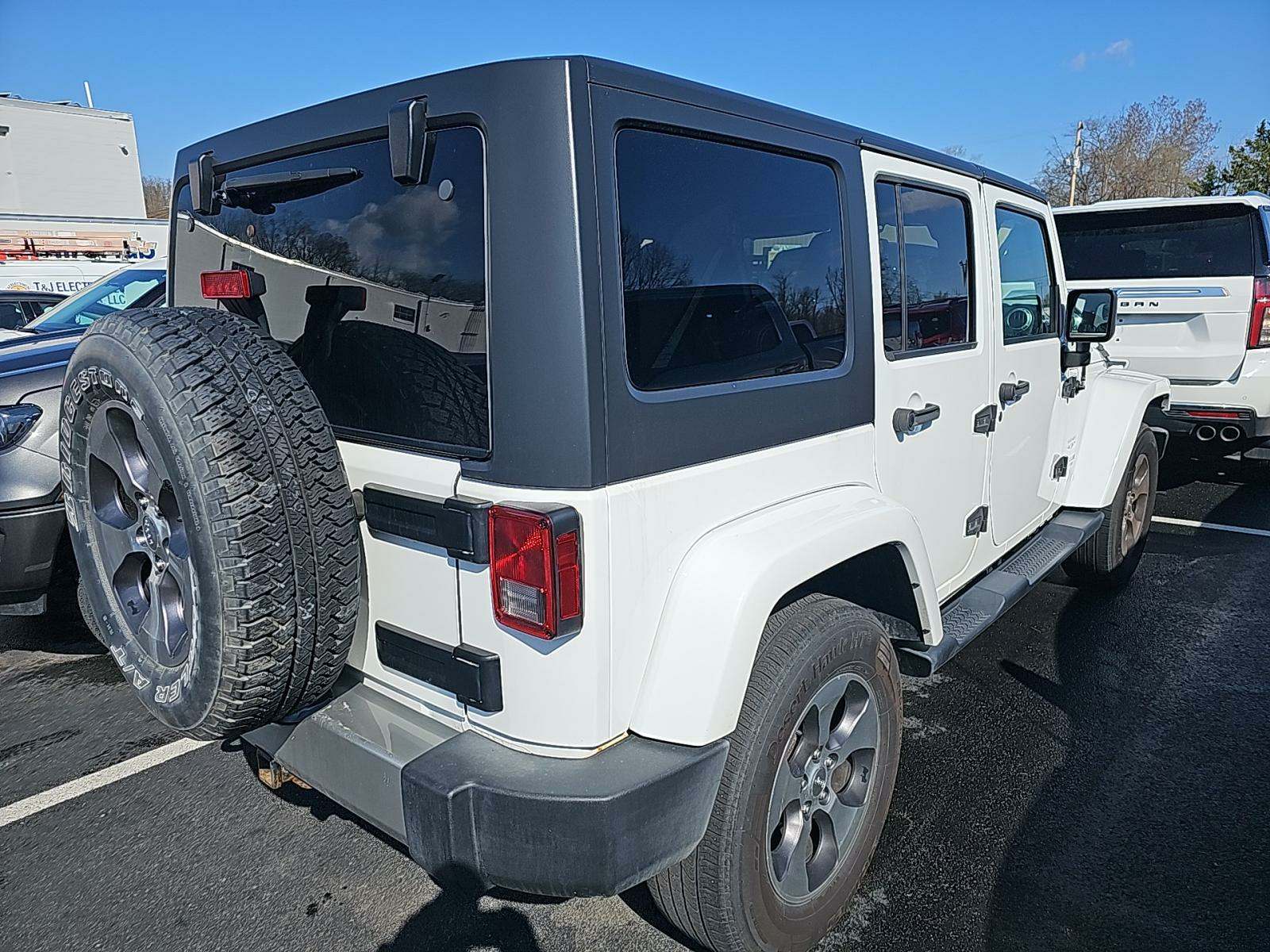 2016 Jeep Wrangler Unlimited Sahara AWD