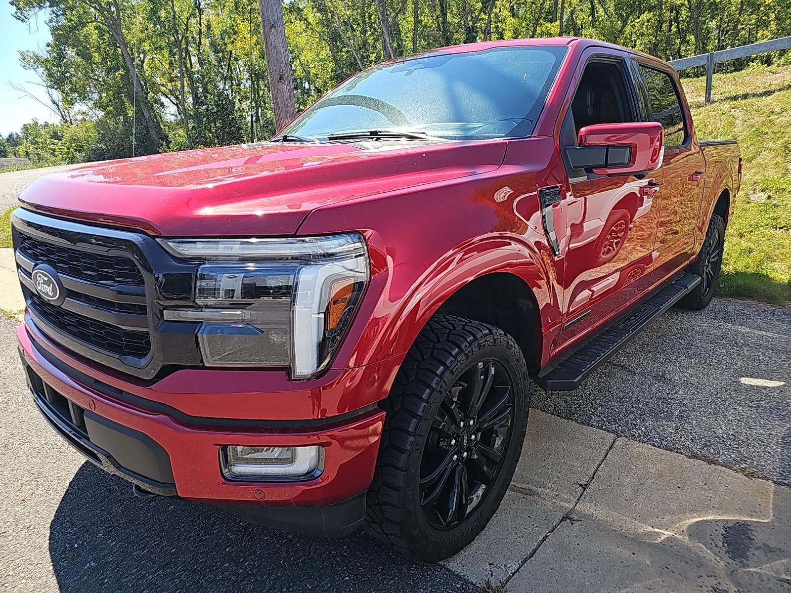 2024 Ford F-150 Hybrid Lariat AWD