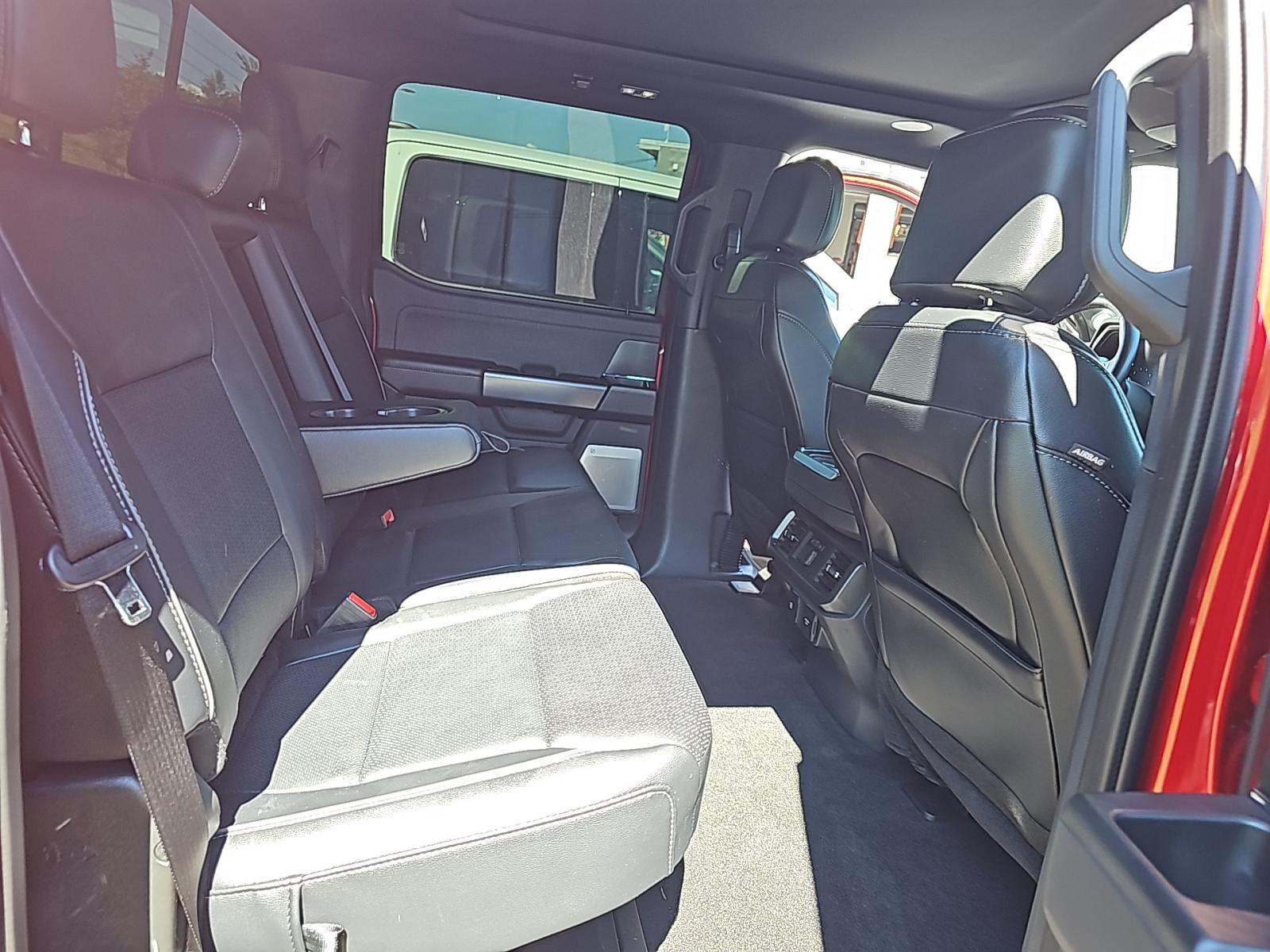 2024 Ford F-150 Hybrid Lariat AWD