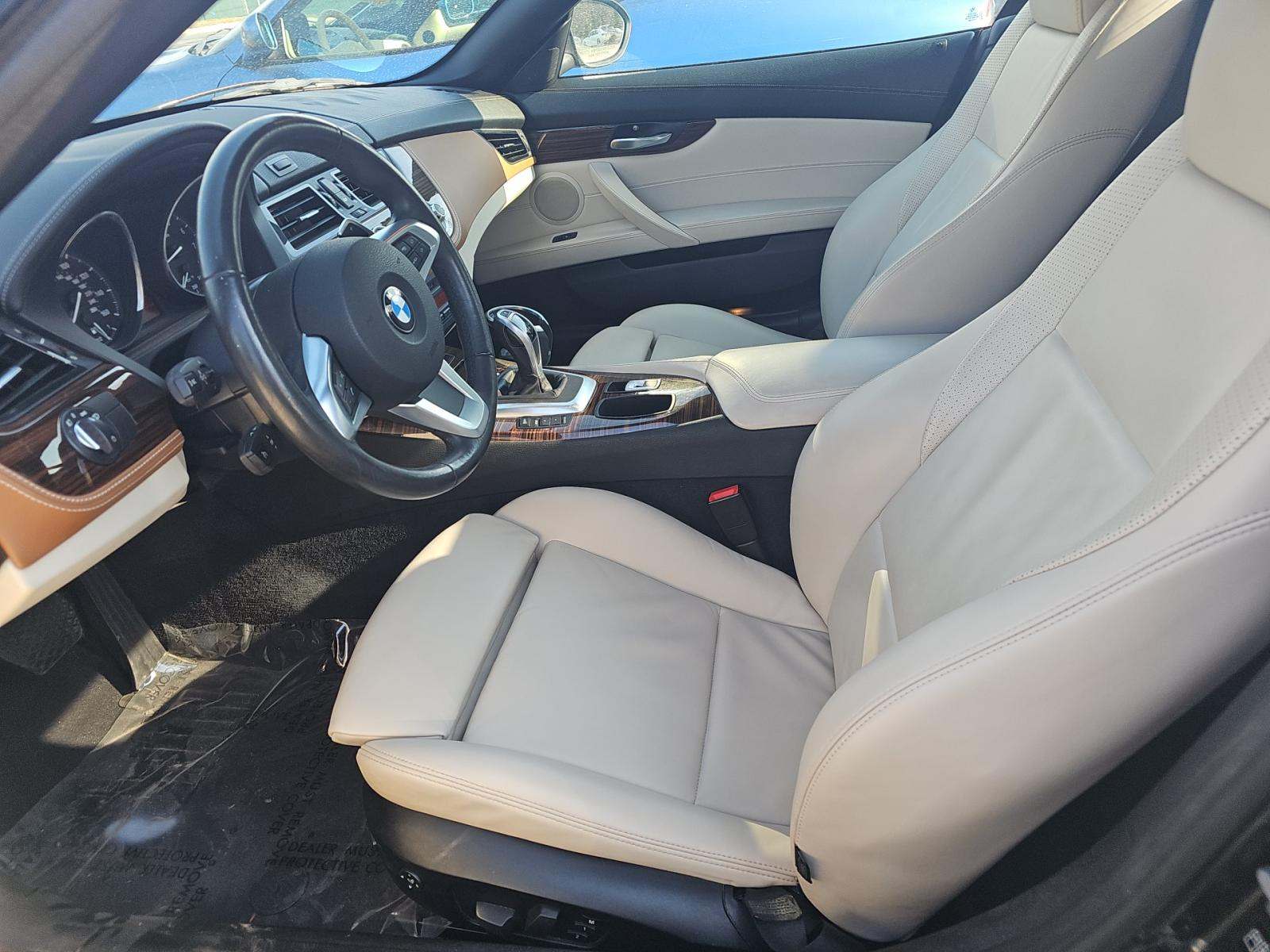 2015 BMW Z4 sDrive28i RWD