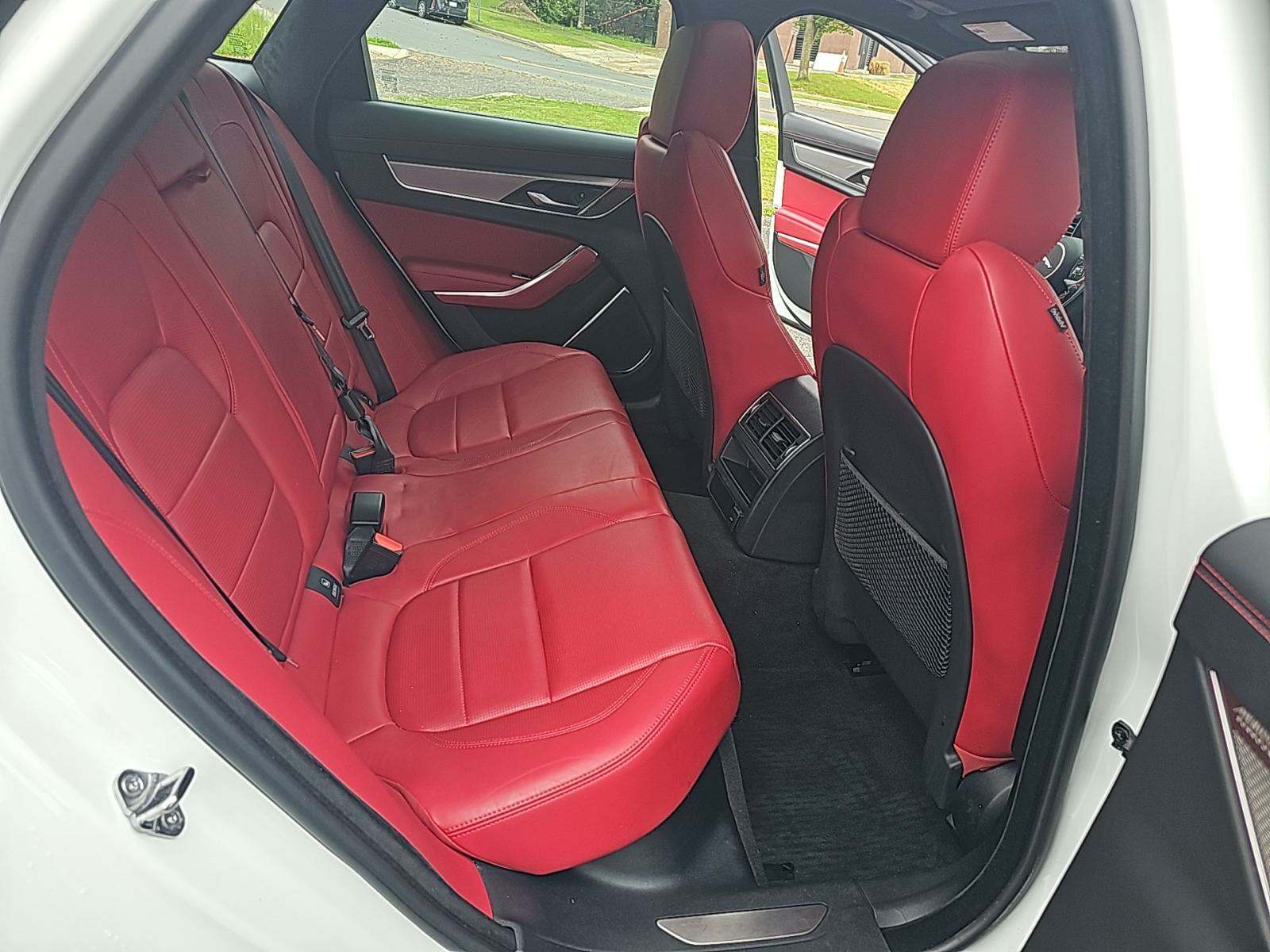 2022 Jaguar XF R-Dynamic SE AWD