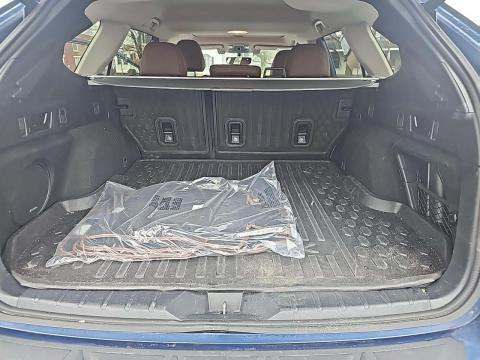 2022 Subaru Outback Touring AWD