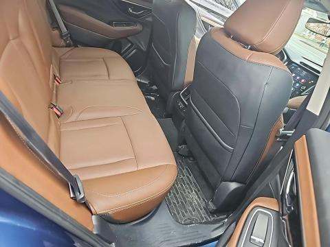 2022 Subaru Outback Touring AWD