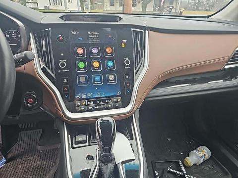 2022 Subaru Outback Touring AWD