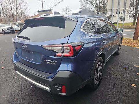 2022 Subaru Outback Touring AWD
