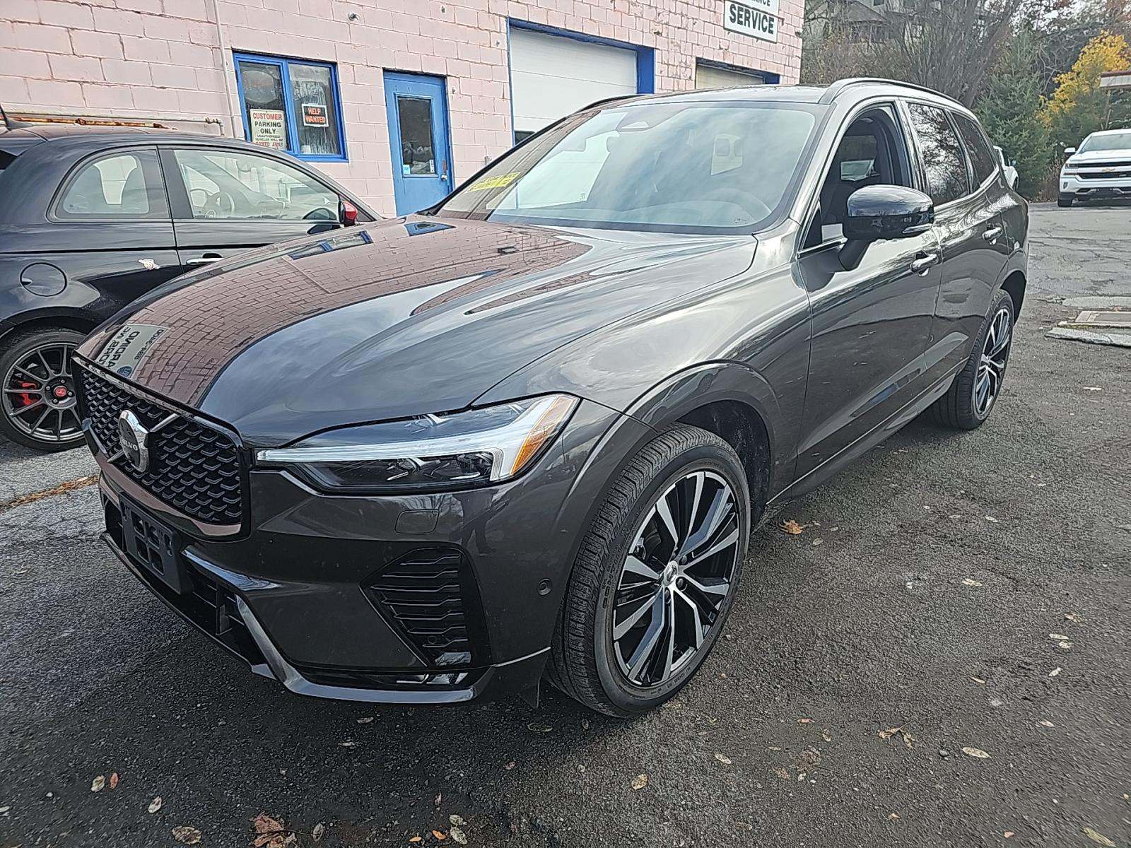 2025 Volvo XC60 B5 Plus AWD