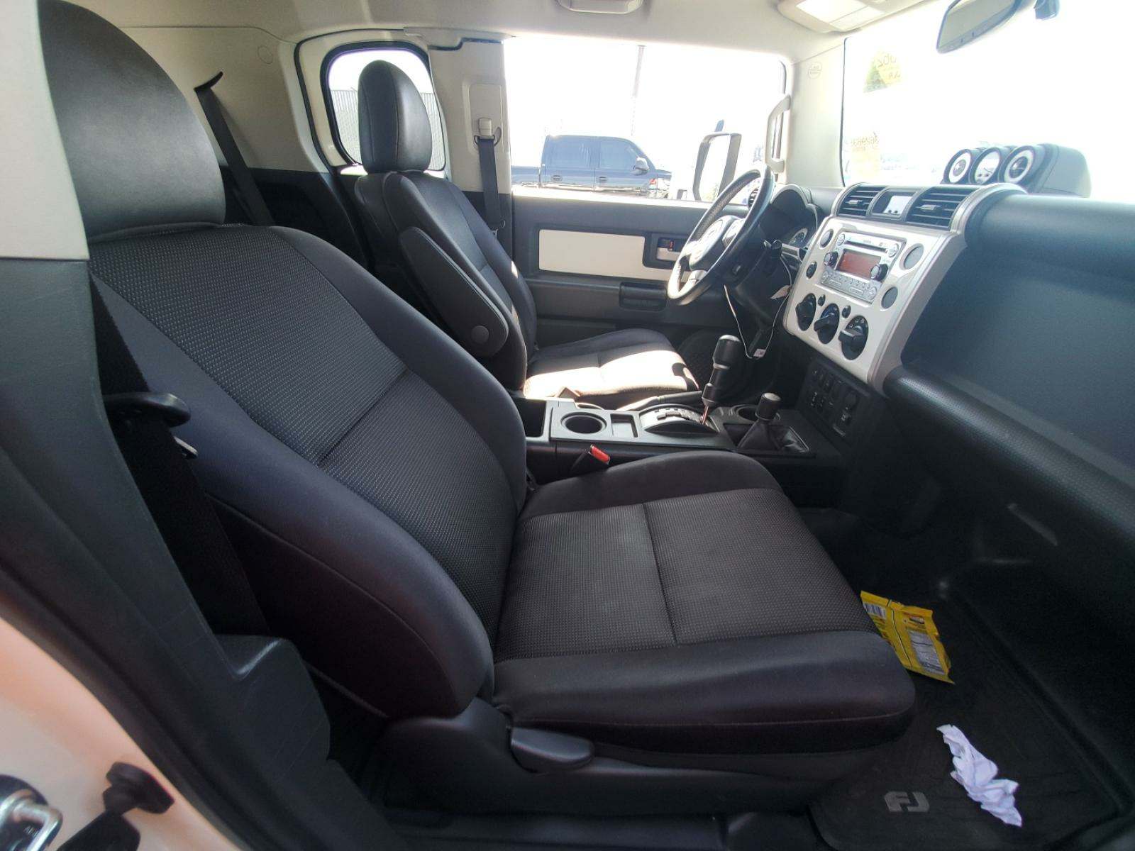 2014 Toyota FJ Cruiser Base AWD