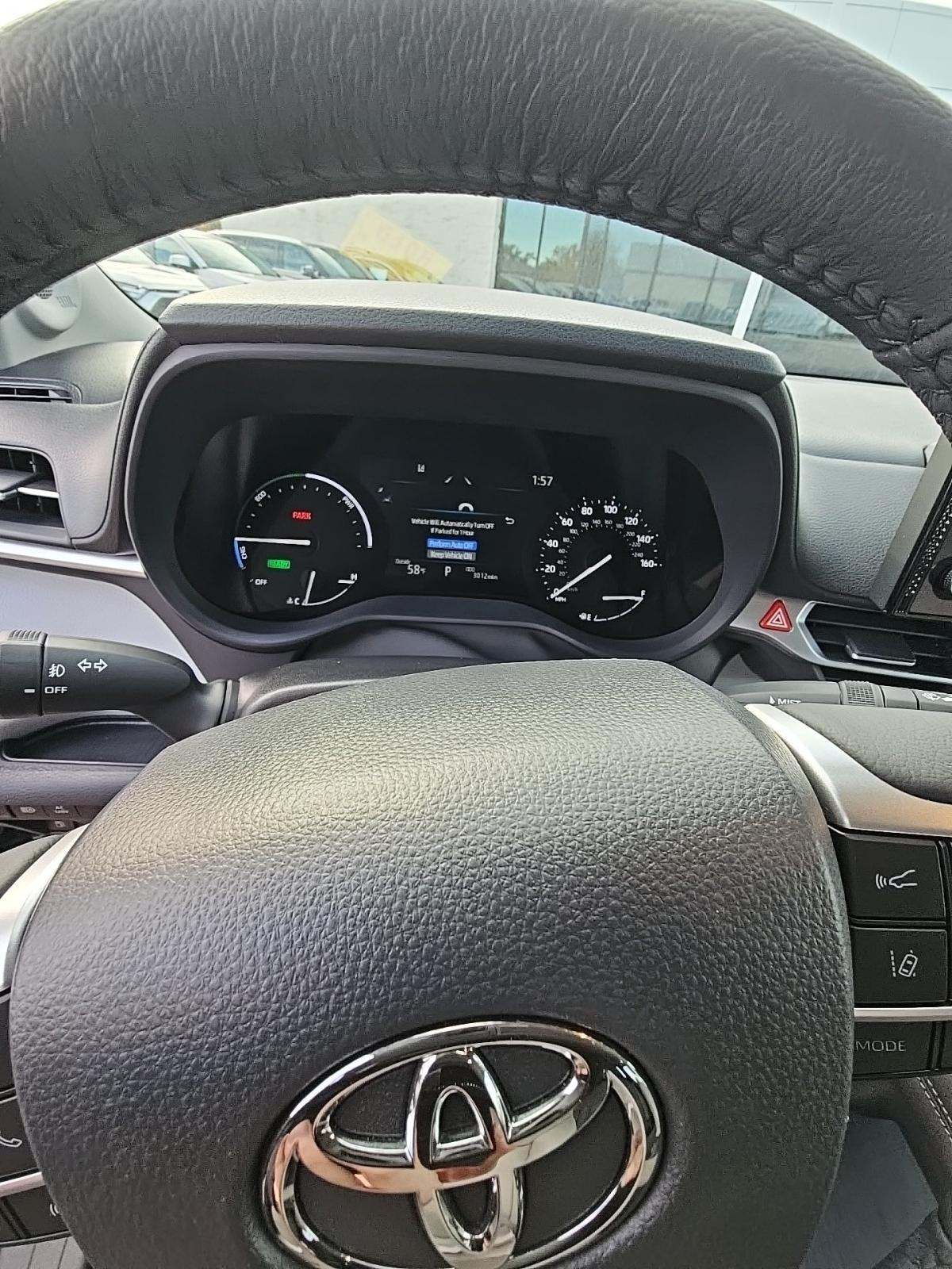 2025 Toyota Sienna XLE AWD