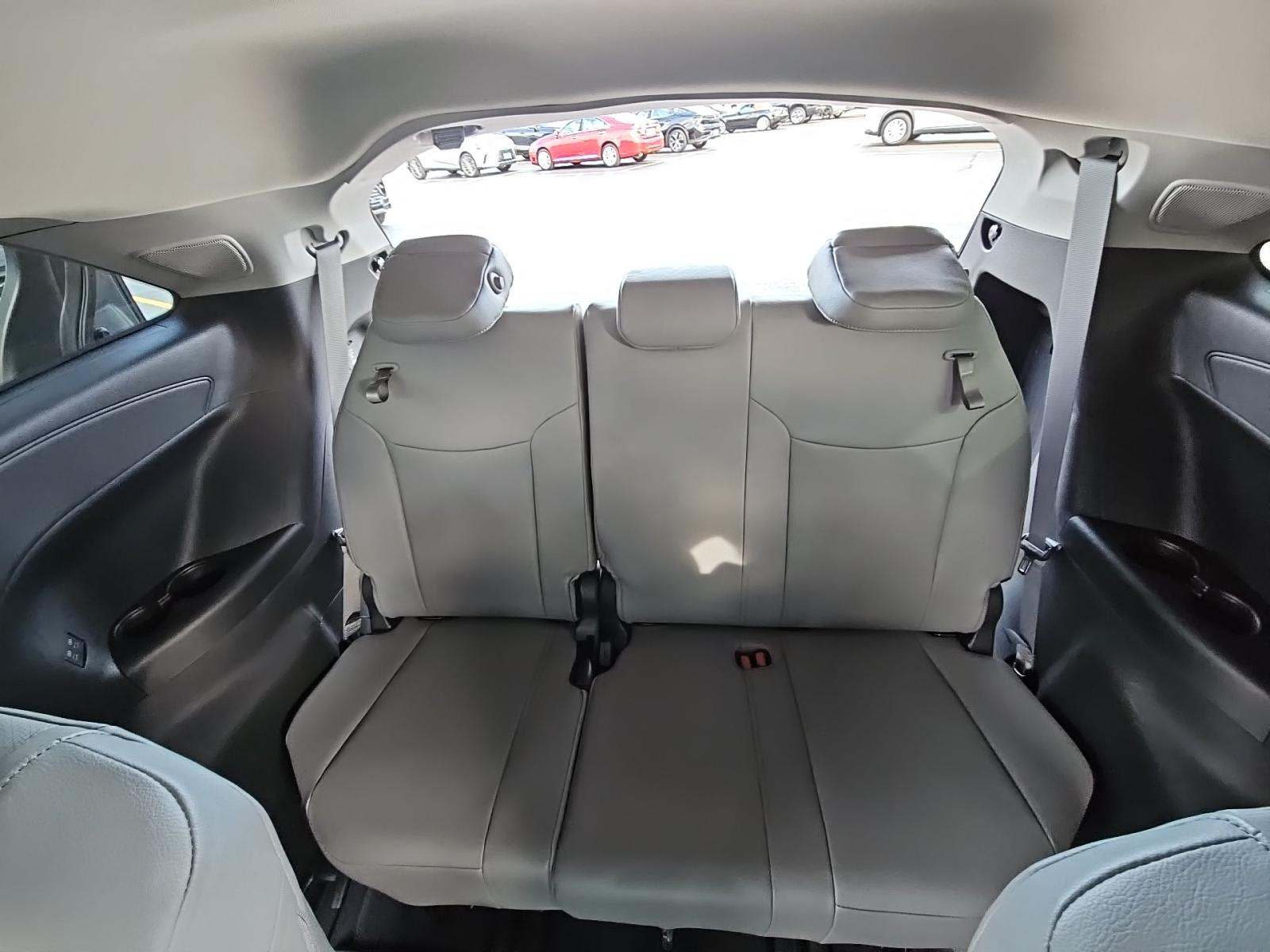 2025 Toyota Sienna XLE AWD