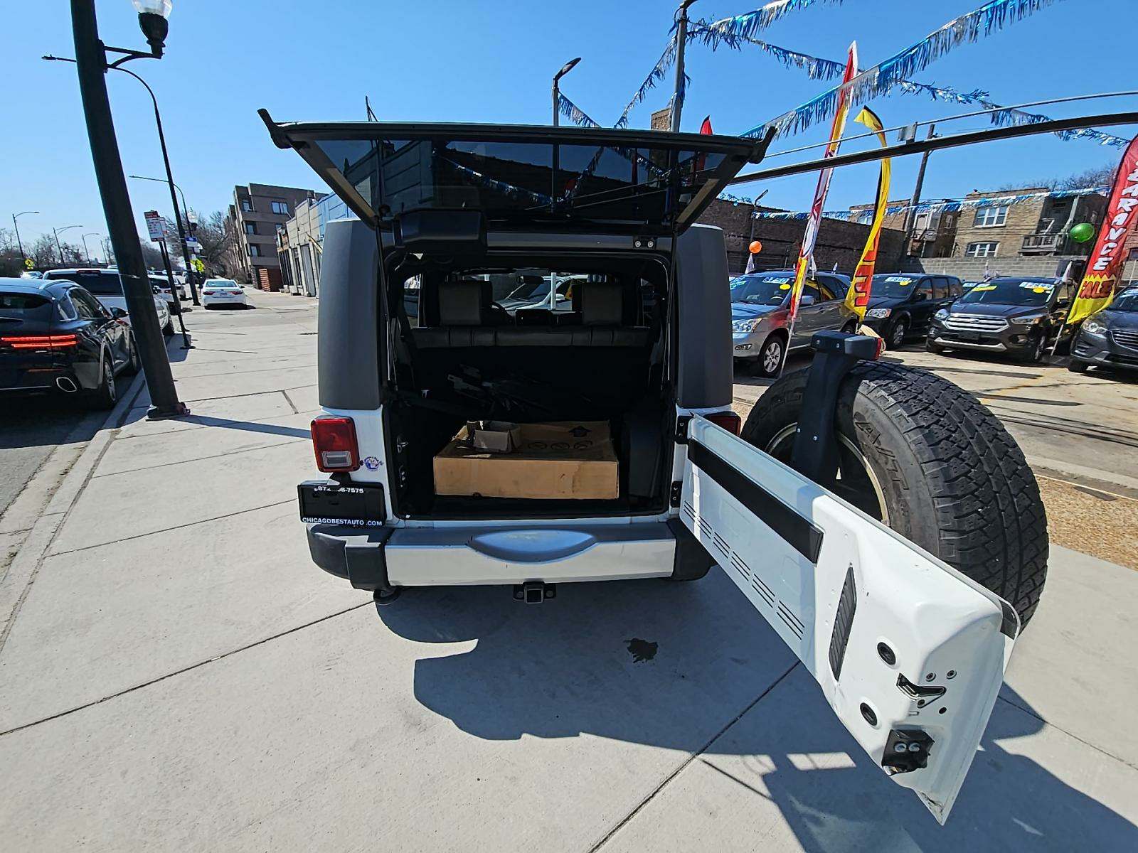 2010 Jeep Wrangler Unlimited Sahara AWD