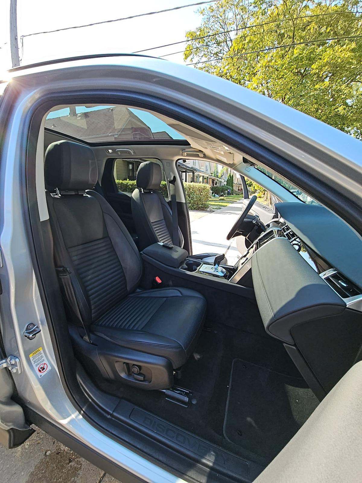 2023 Land Rover Discovery Sport SE AWD