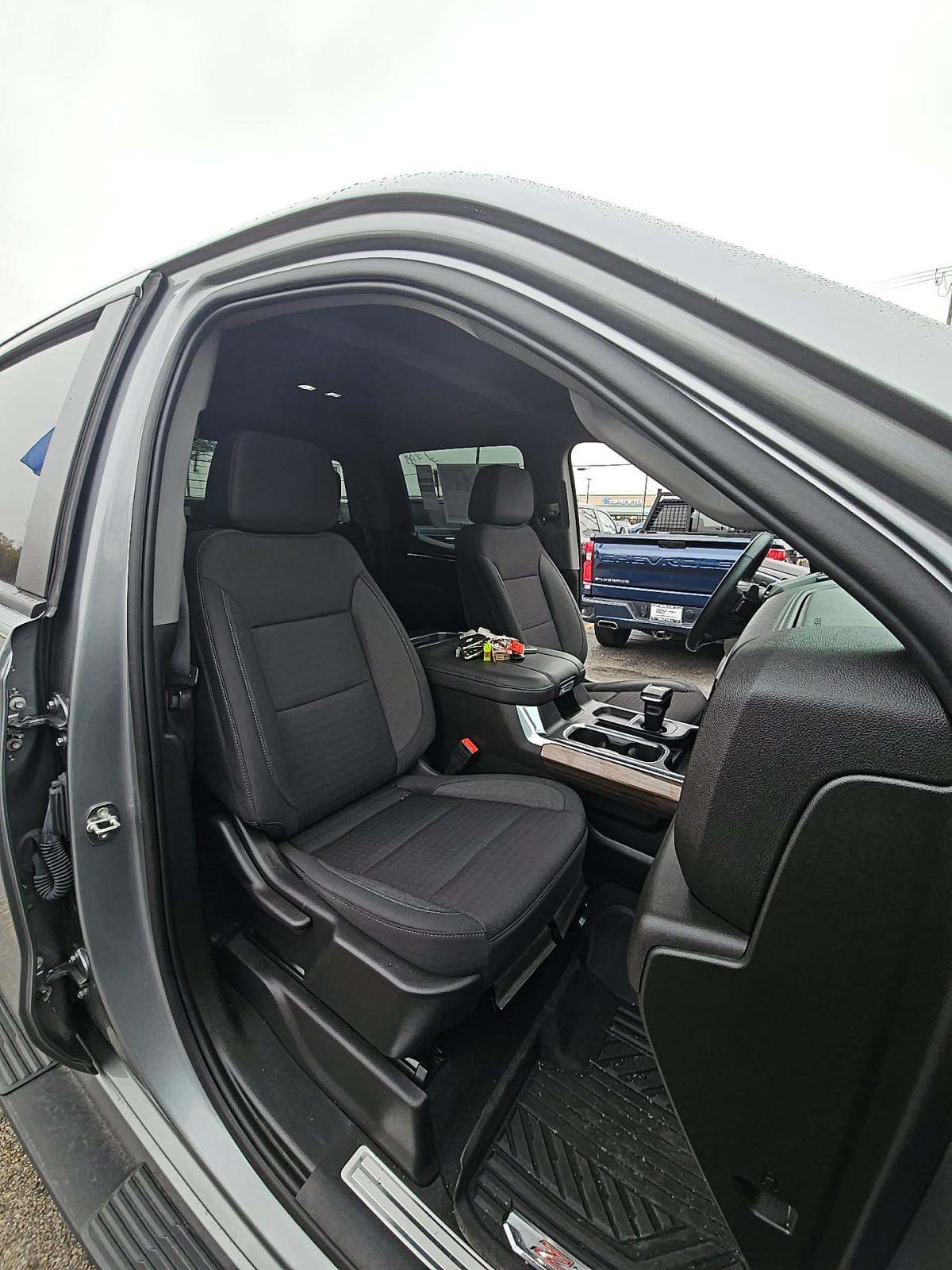 2023 Chevrolet Silverado 1500 RST AWD