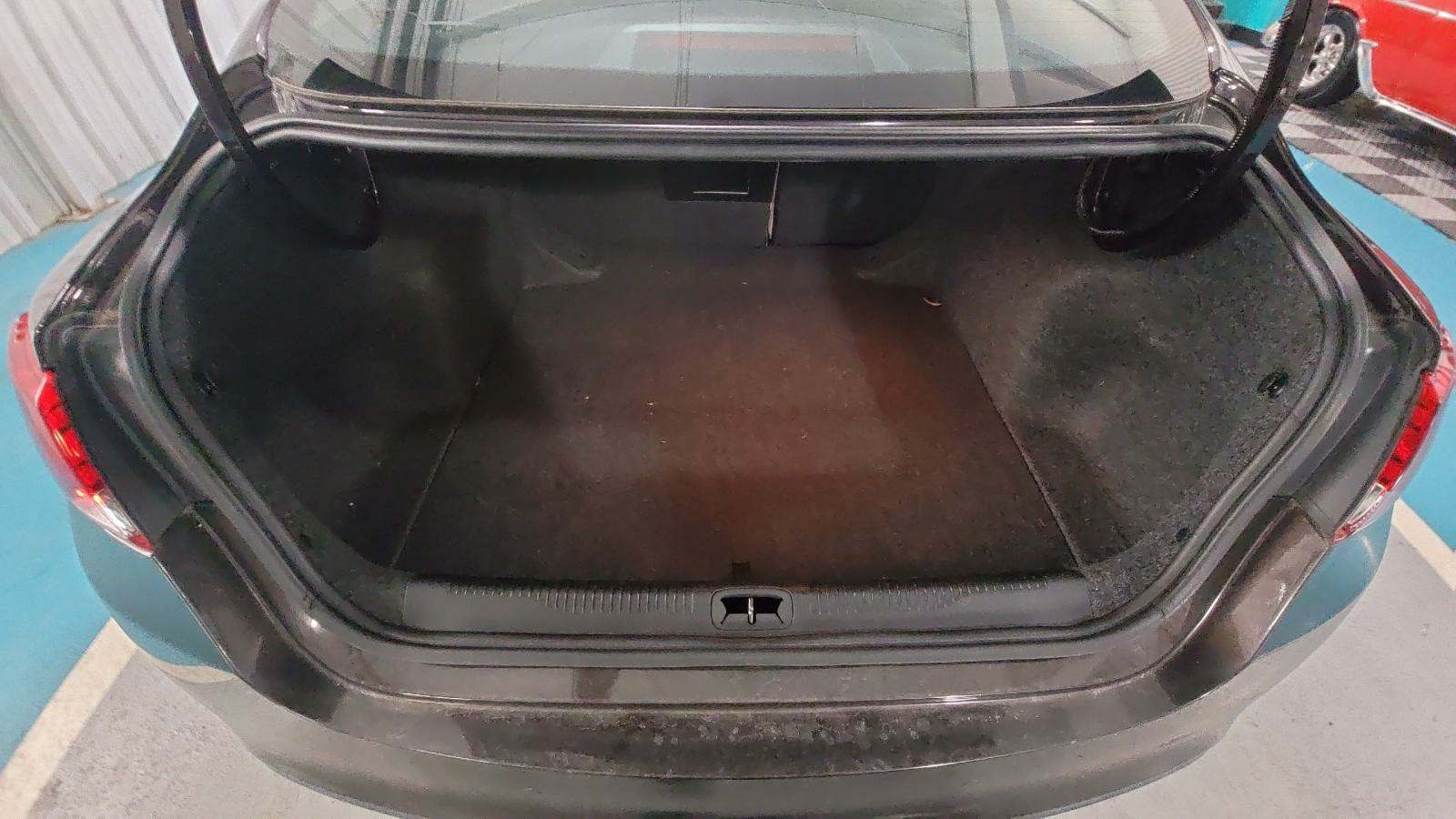 2015 Chrysler 200 C FWD