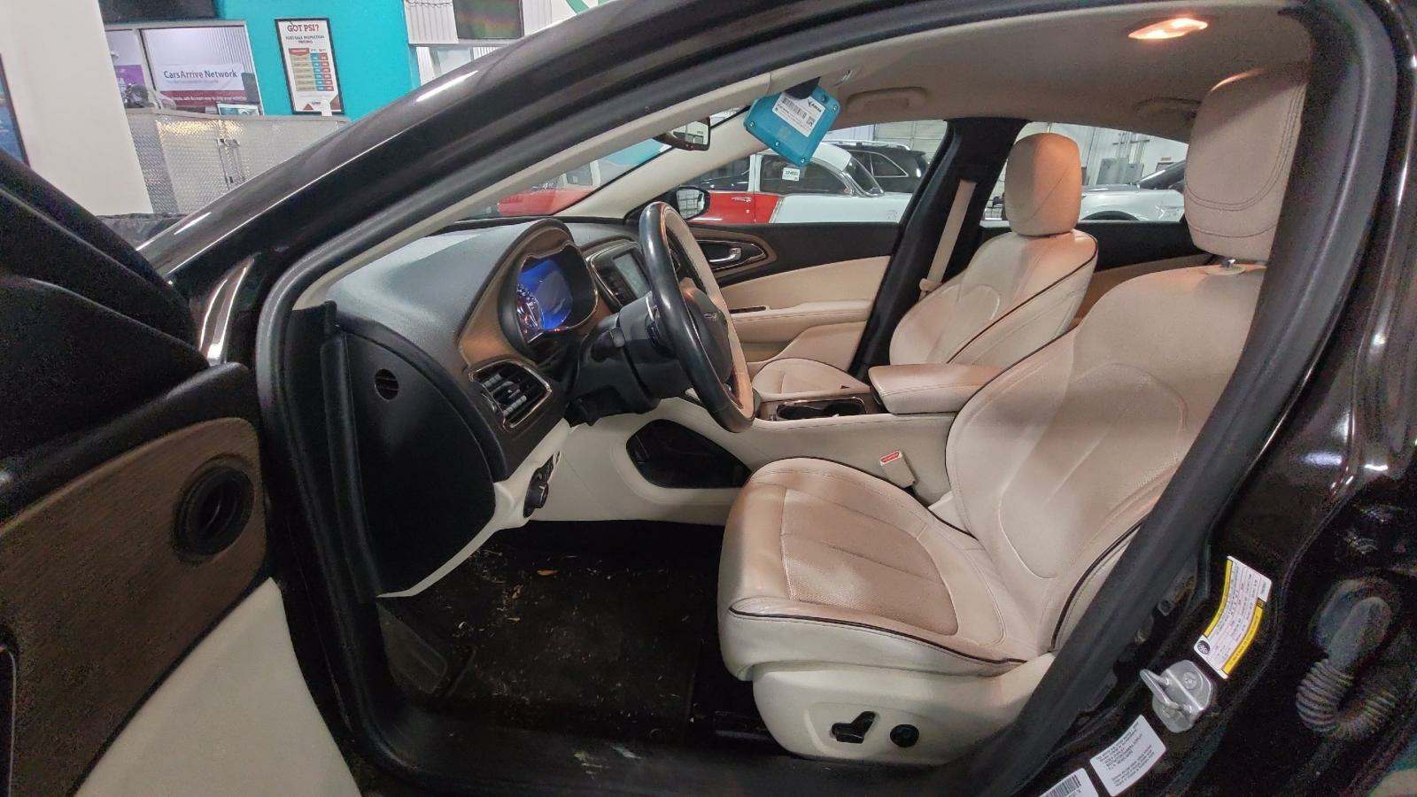 2015 Chrysler 200 C FWD