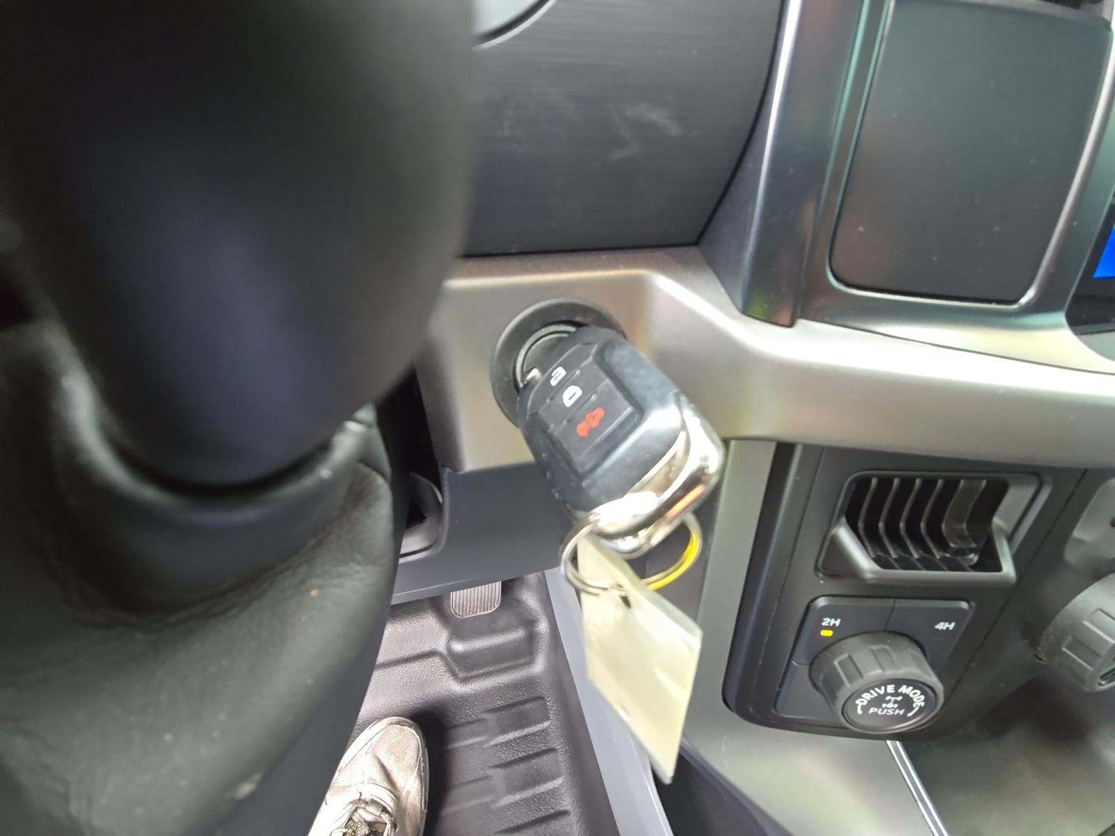 2025 Ford F-150 XL AWD