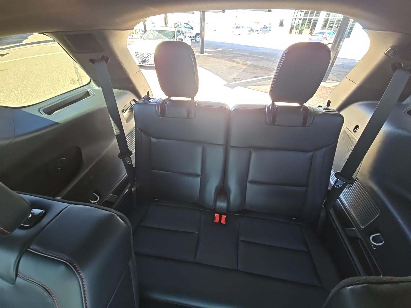 2025 Ford Explorer ST-Line AWD