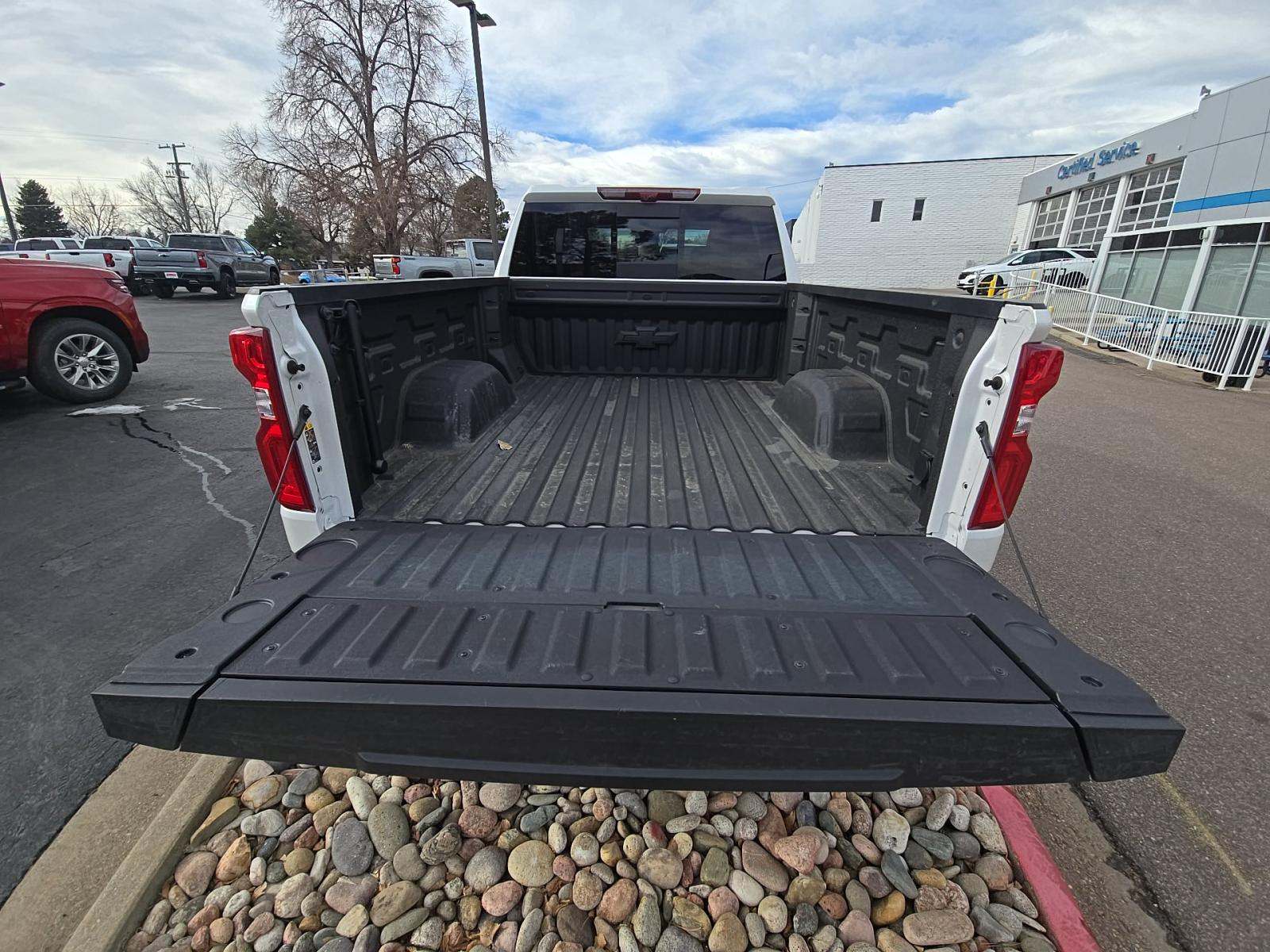 2025 Chevrolet Silverado 1500 High Country AWD