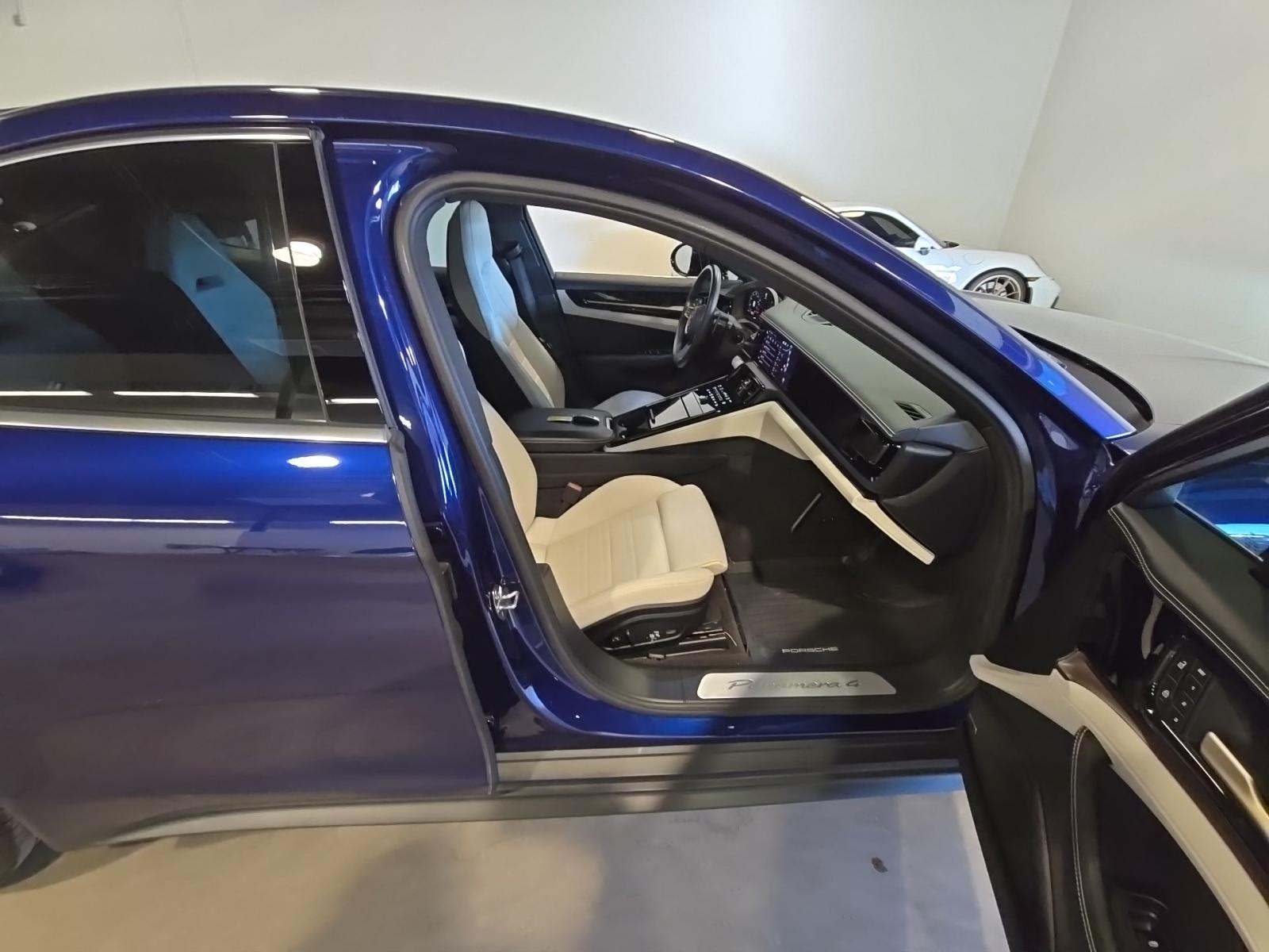 2024 Porsche Panamera 4 AWD