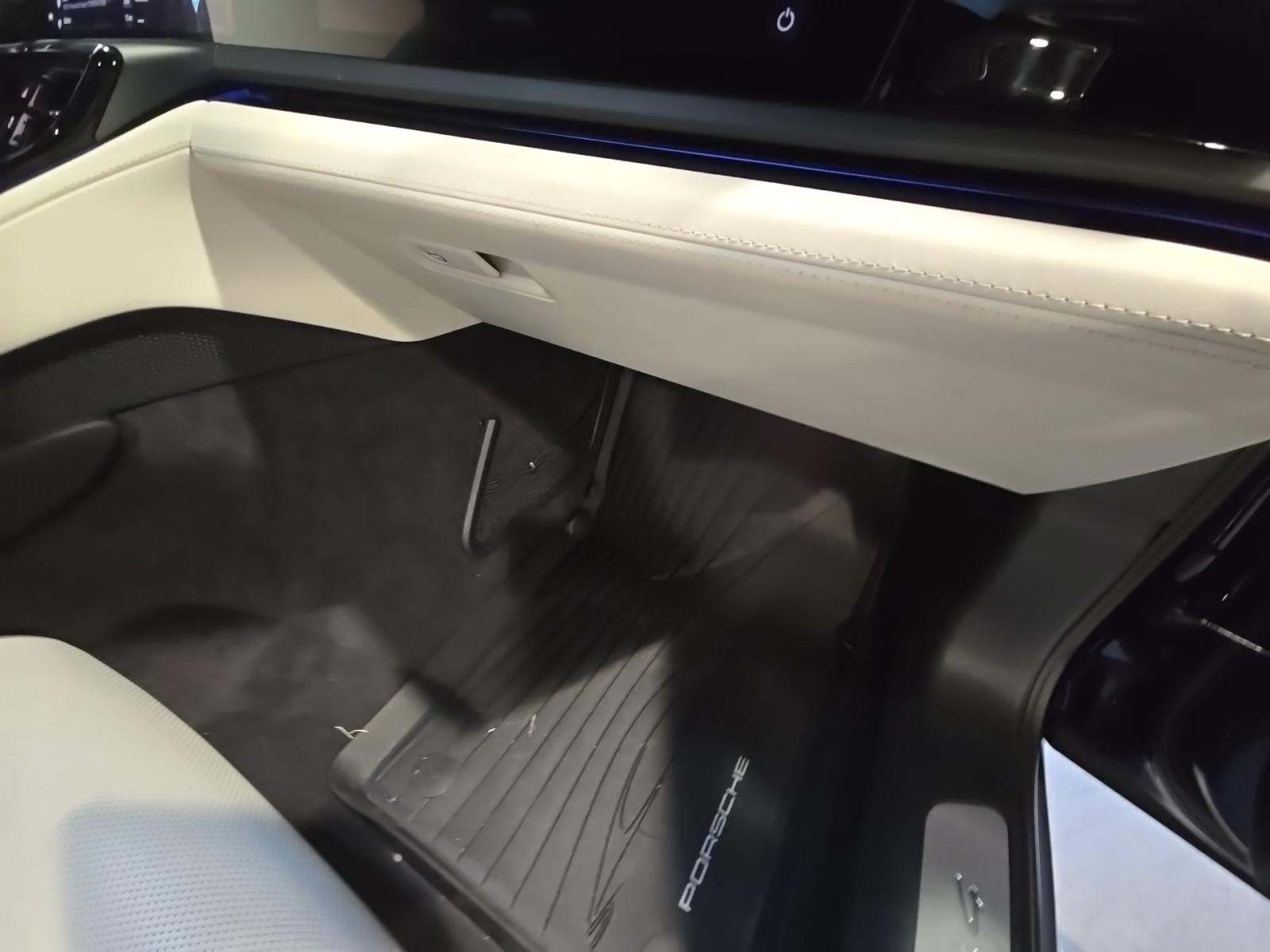 2024 Porsche Panamera 4 AWD